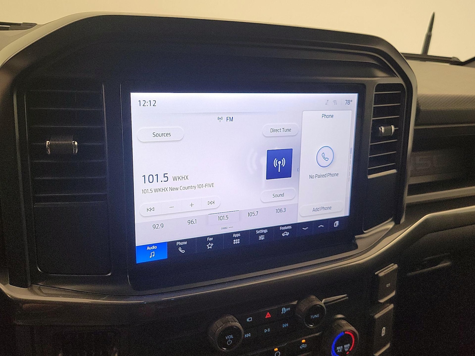 2025 Ford F-150 STX - Photo 16