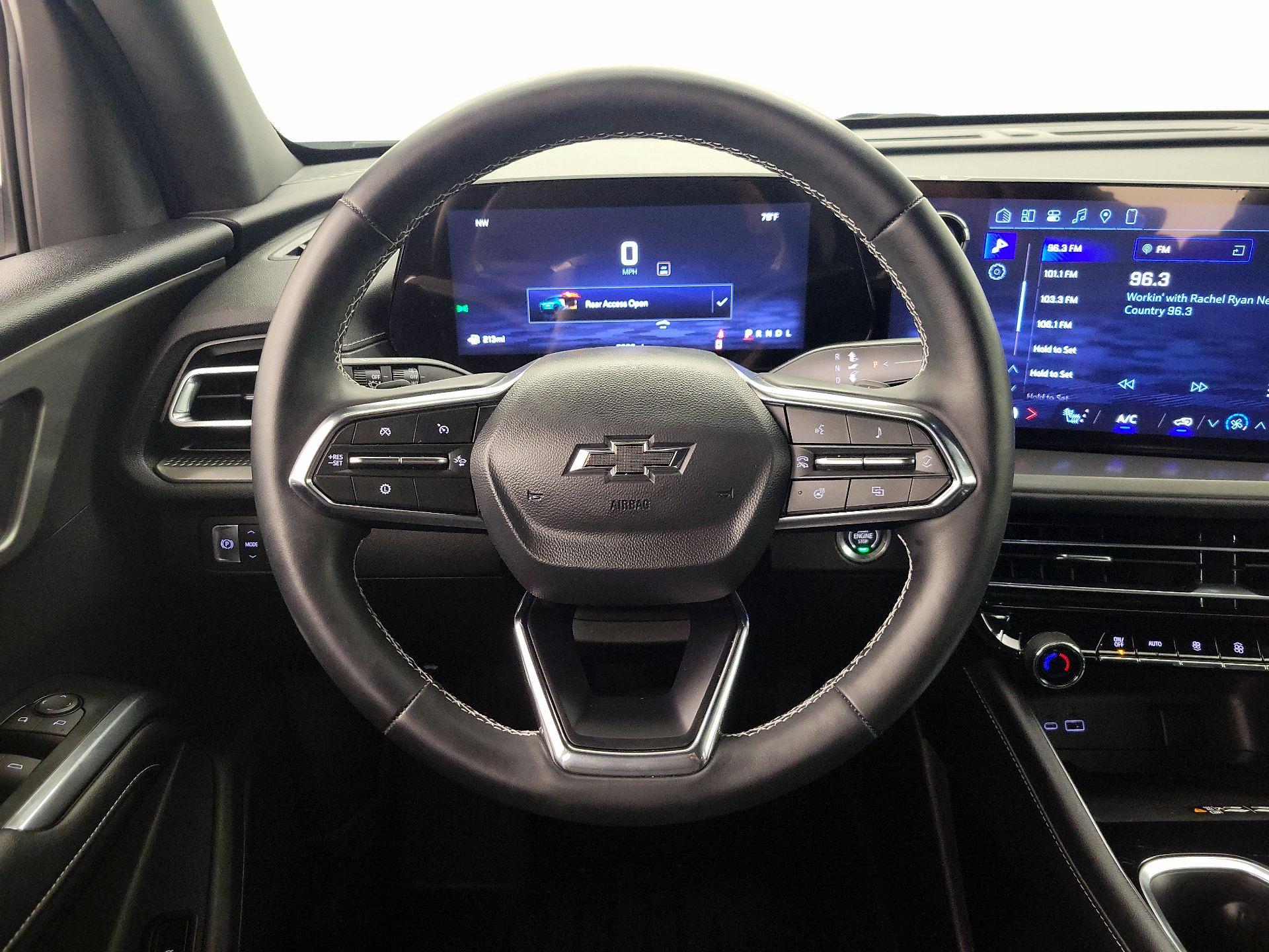 Thumbnail: 2025 Chevrolet Traverse - 10