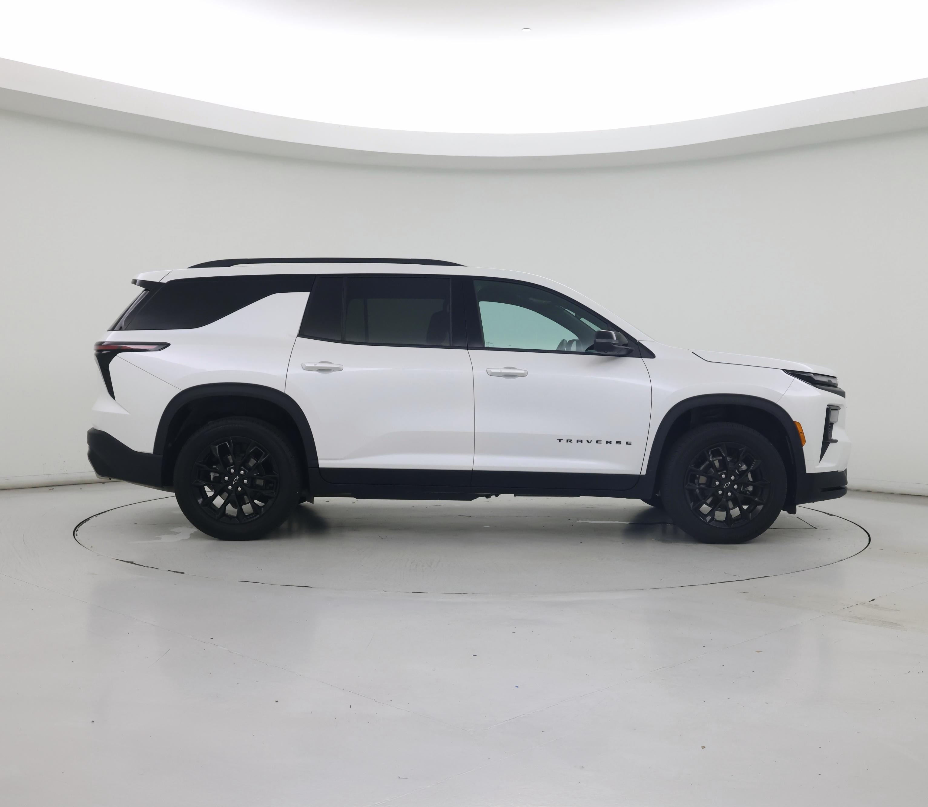 Thumbnail: 2025 Chevrolet Traverse - 7