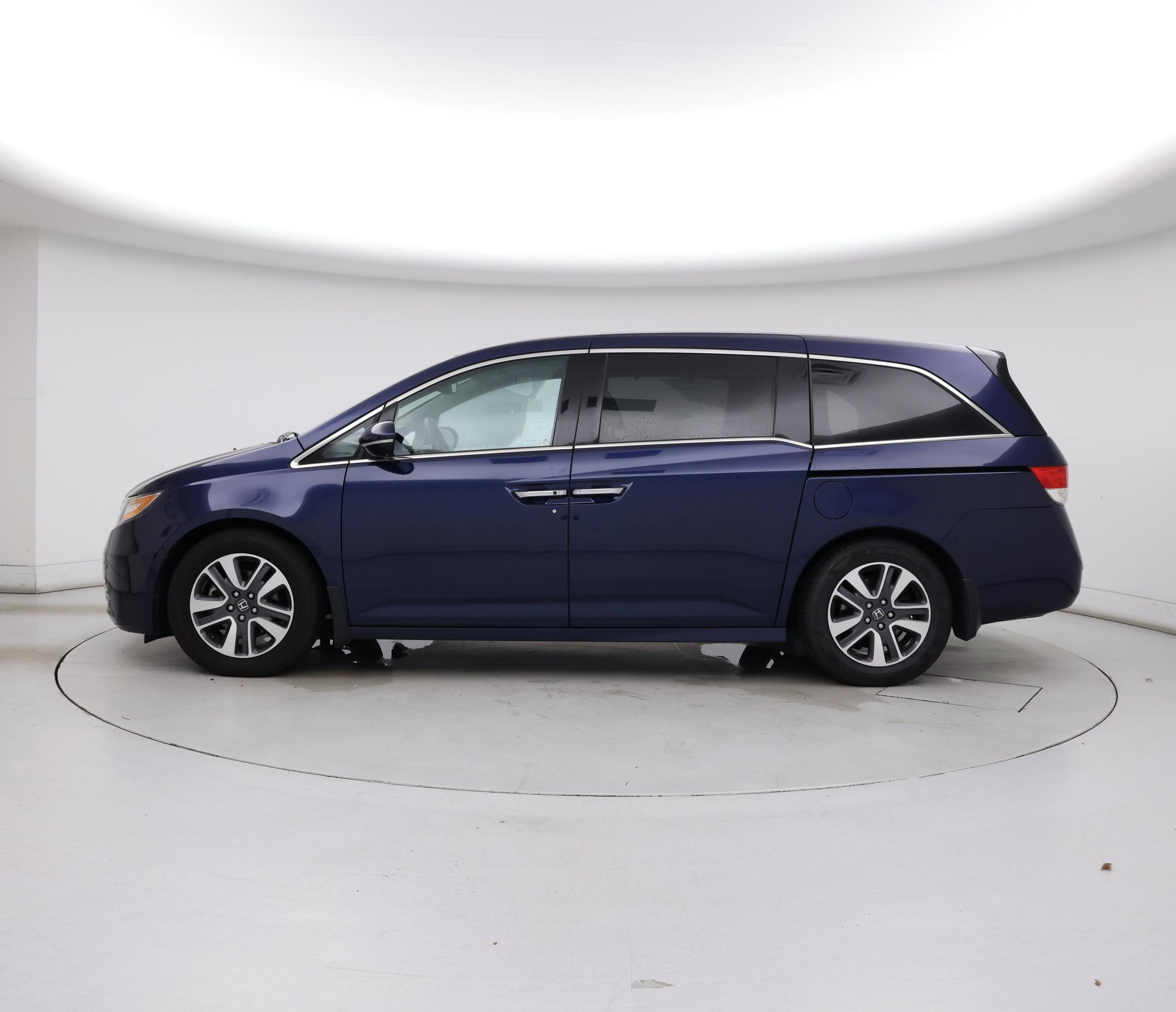 Thumbnail: 2015 Honda Odyssey - 3