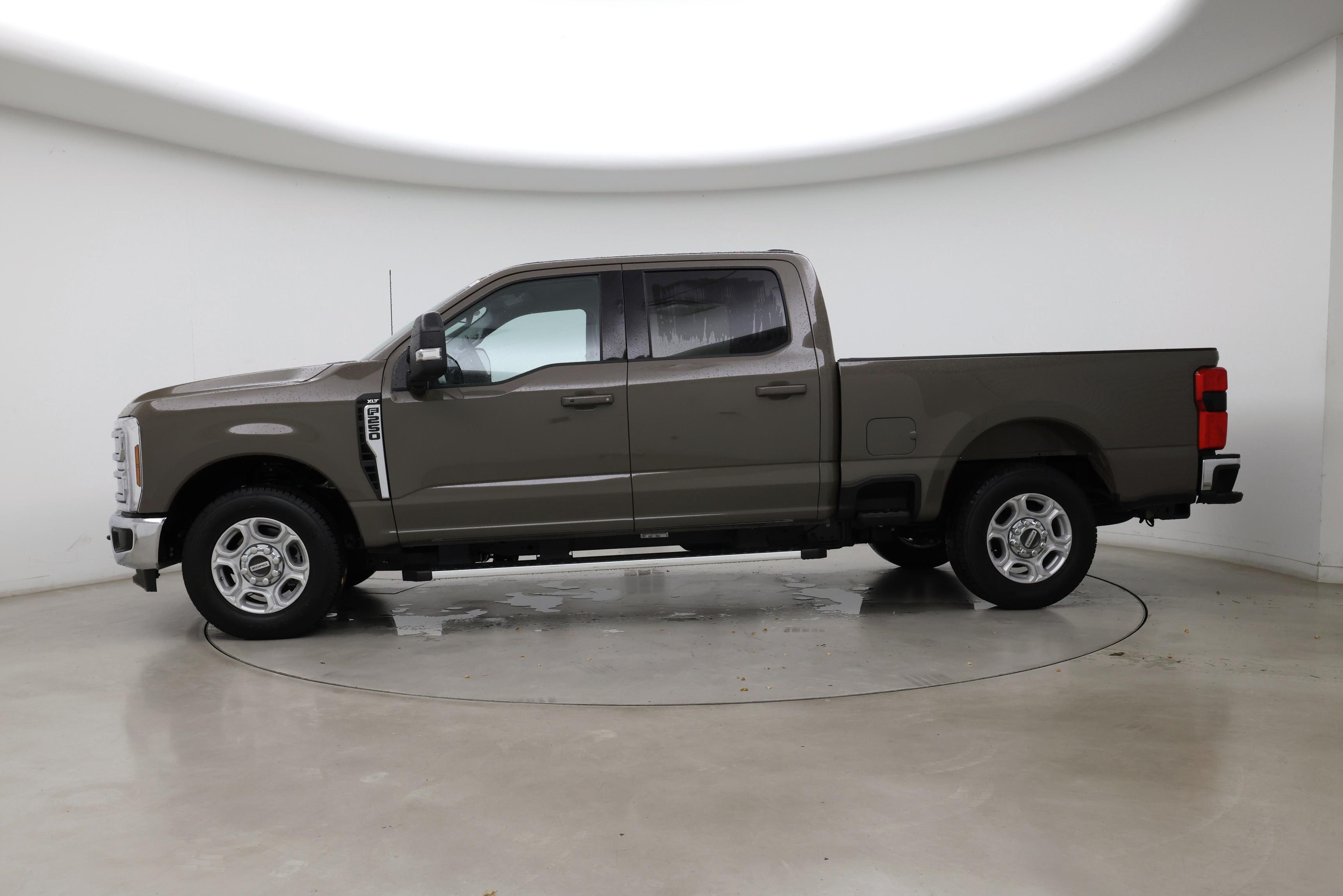 Thumbnail: 2026 Ford F-250 - 3