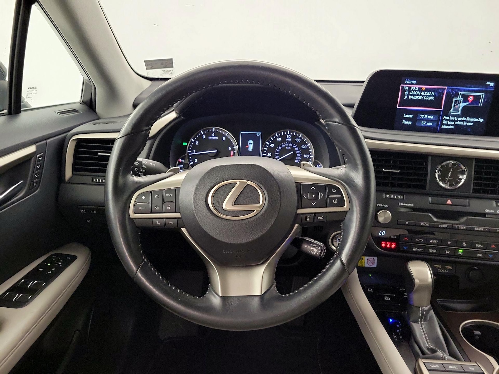 2021 Lexus RX 350 - Photo 11