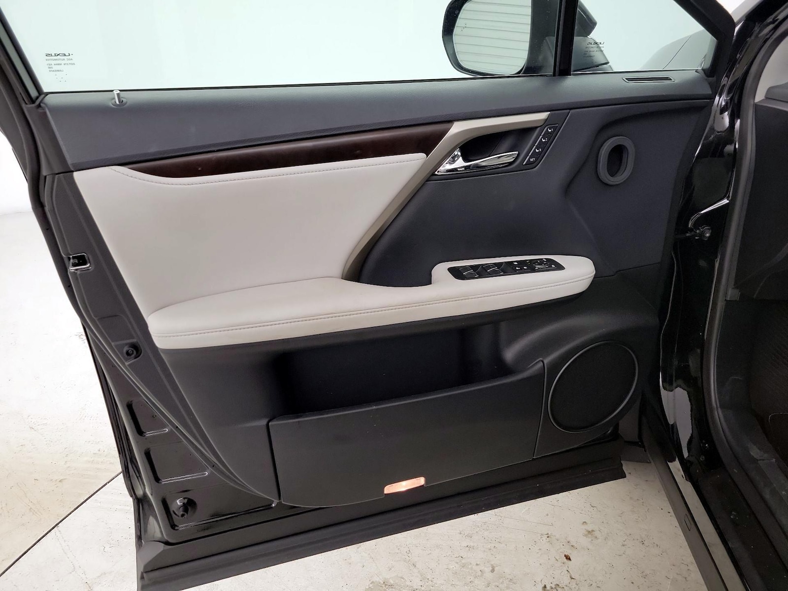 2021 Lexus RX 350 - Photo 13