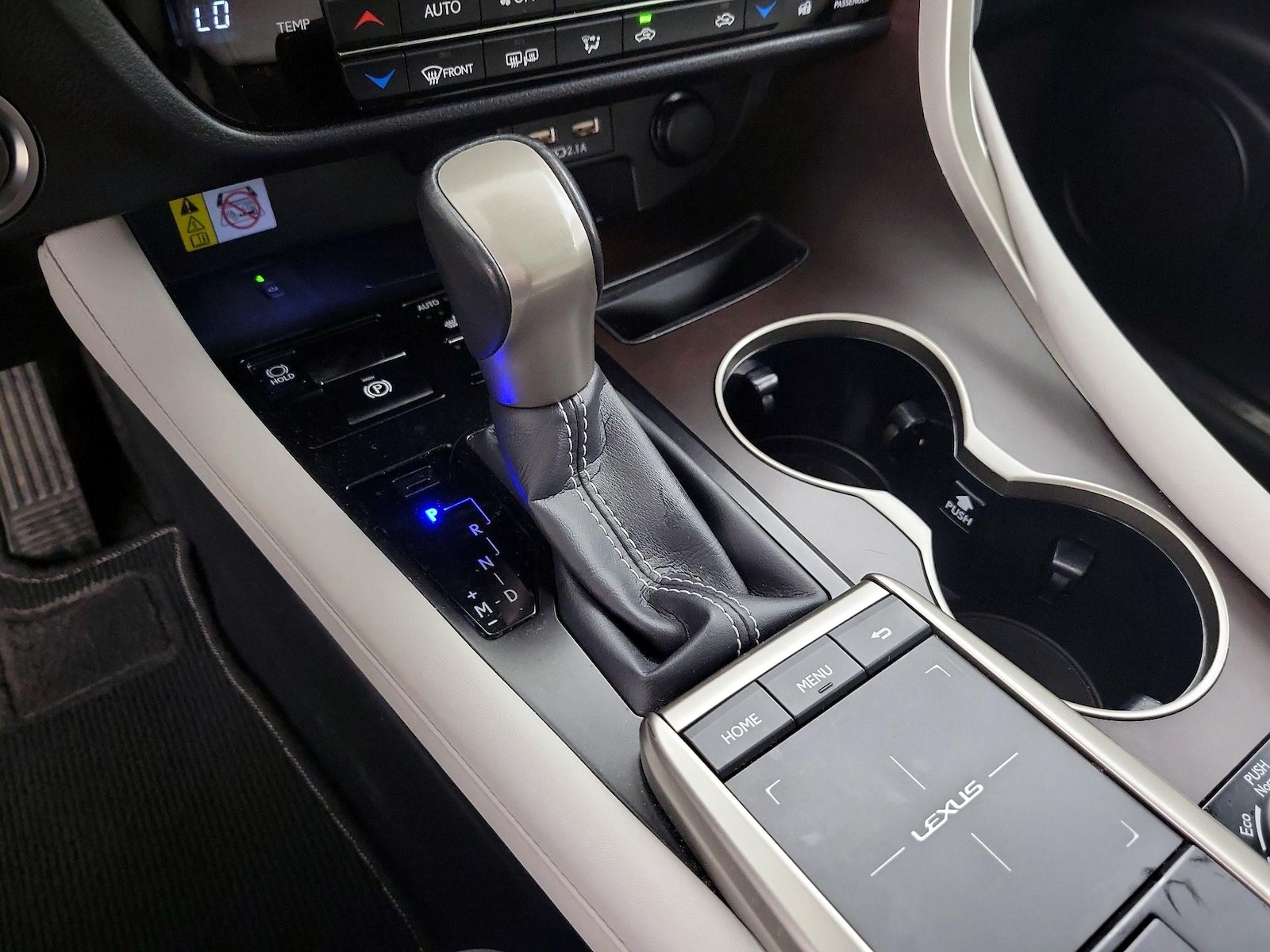 2021 Lexus RX 350 - Photo 18