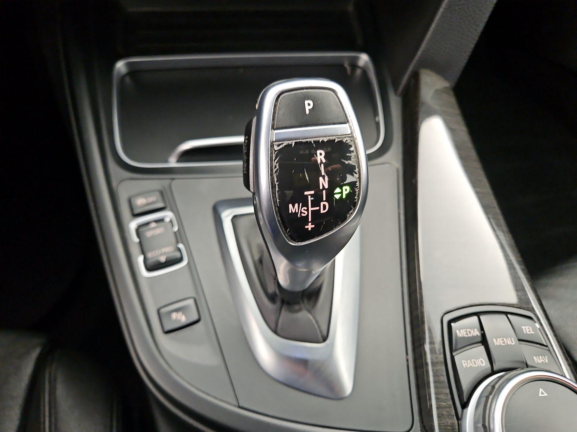 Thumbnail: 2016 BMW 4 Series - 17