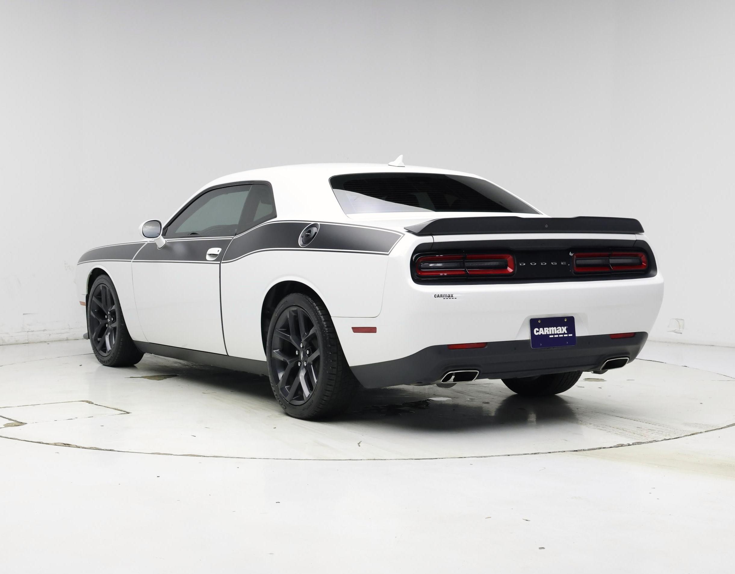 Thumbnail: 2019 Dodge Challenger - 2