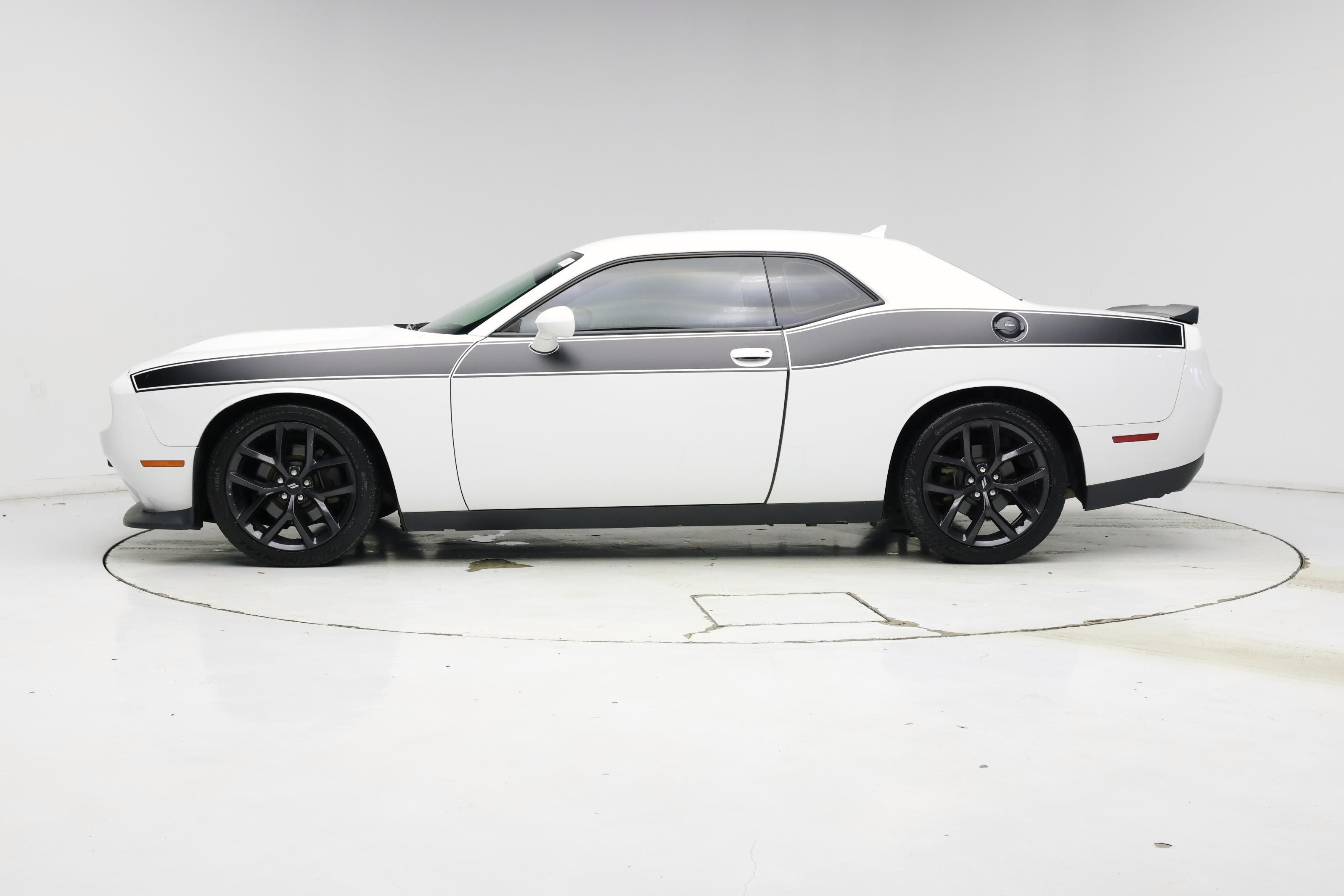Thumbnail: 2019 Dodge Challenger - 3