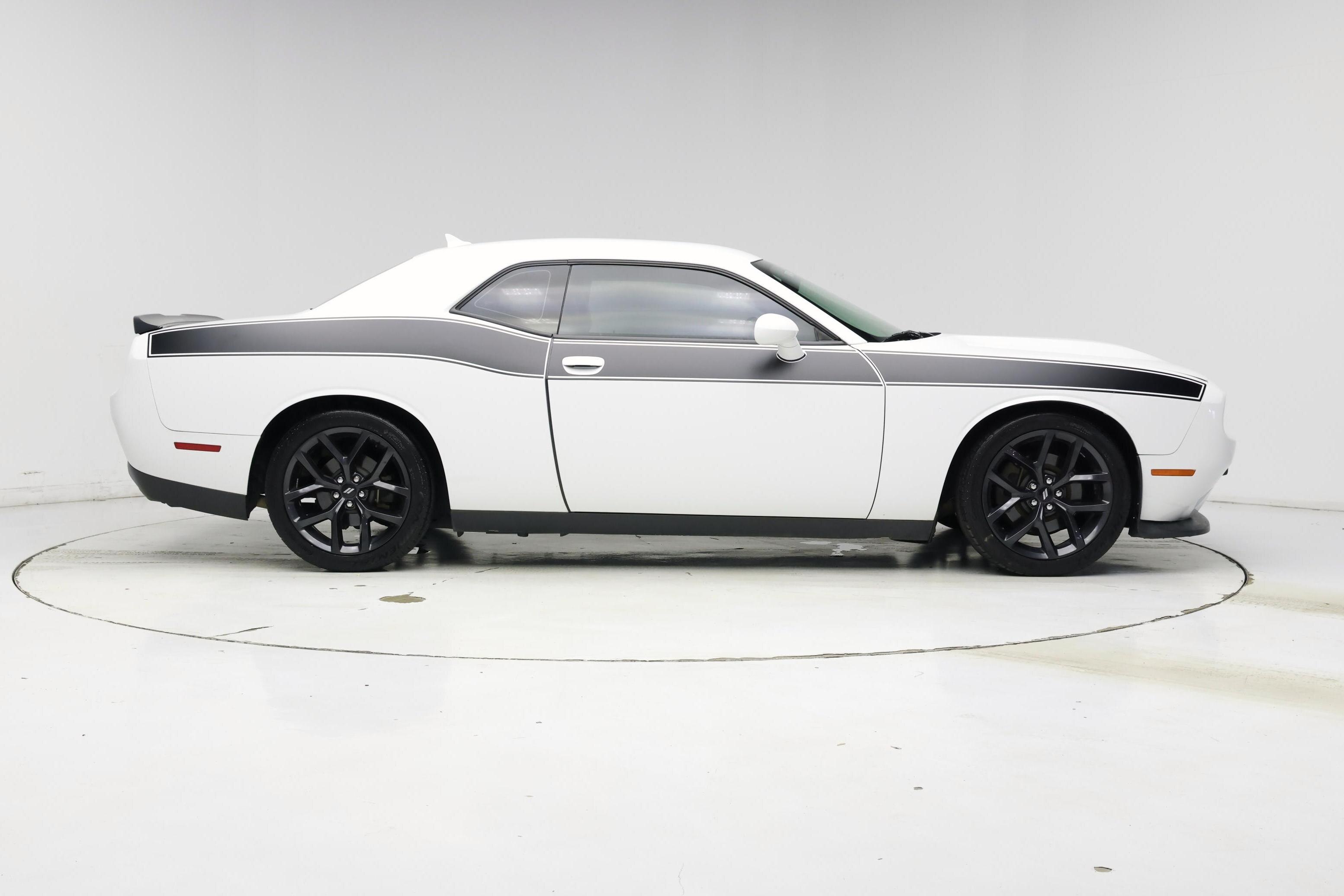 Thumbnail: 2019 Dodge Challenger - 7