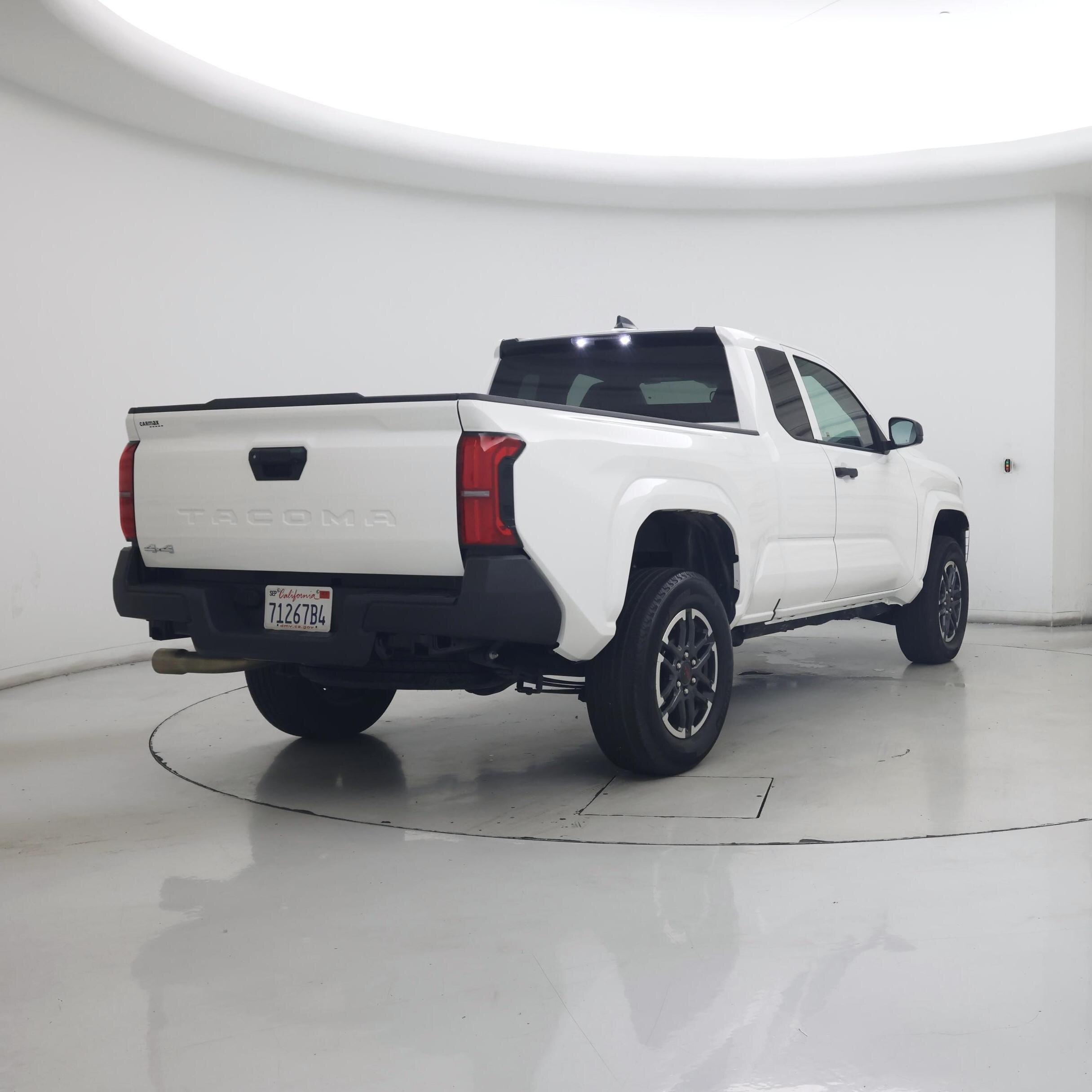 Thumbnail: 2024 Toyota Tacoma - 8