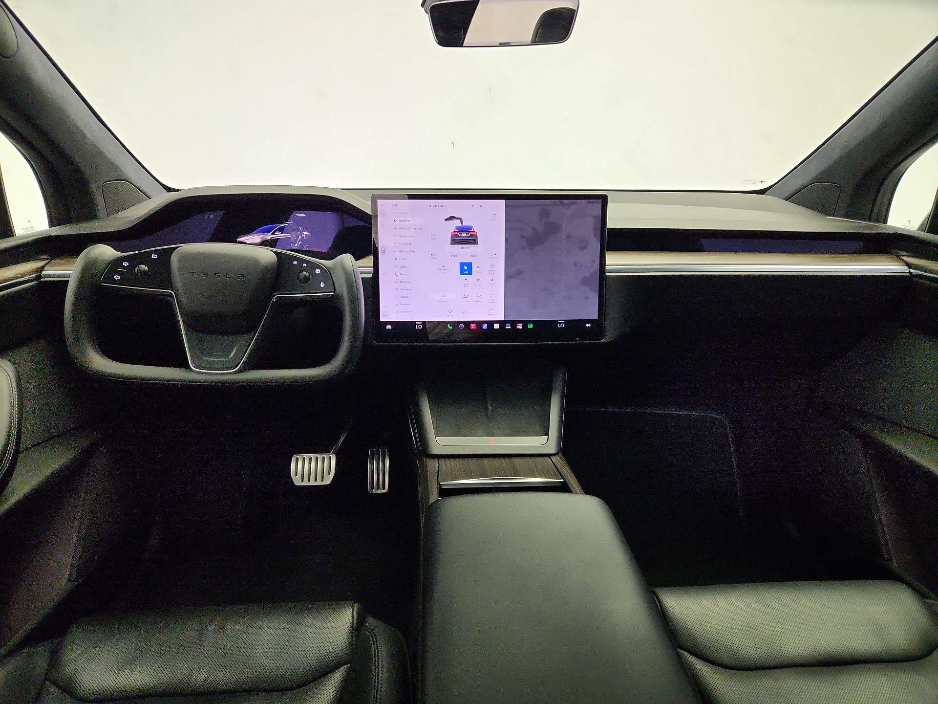 Thumbnail: 2023 Tesla Model X - 9