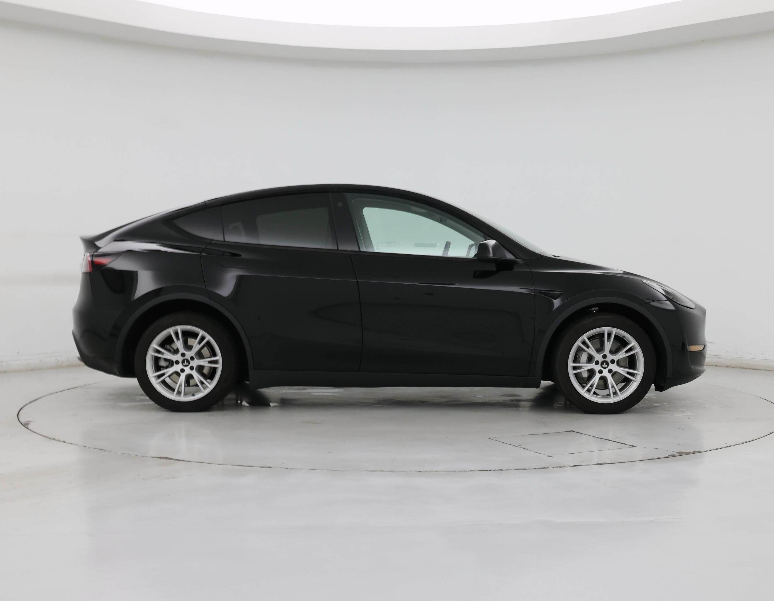 Thumbnail: 2023 Tesla Model Y - 7