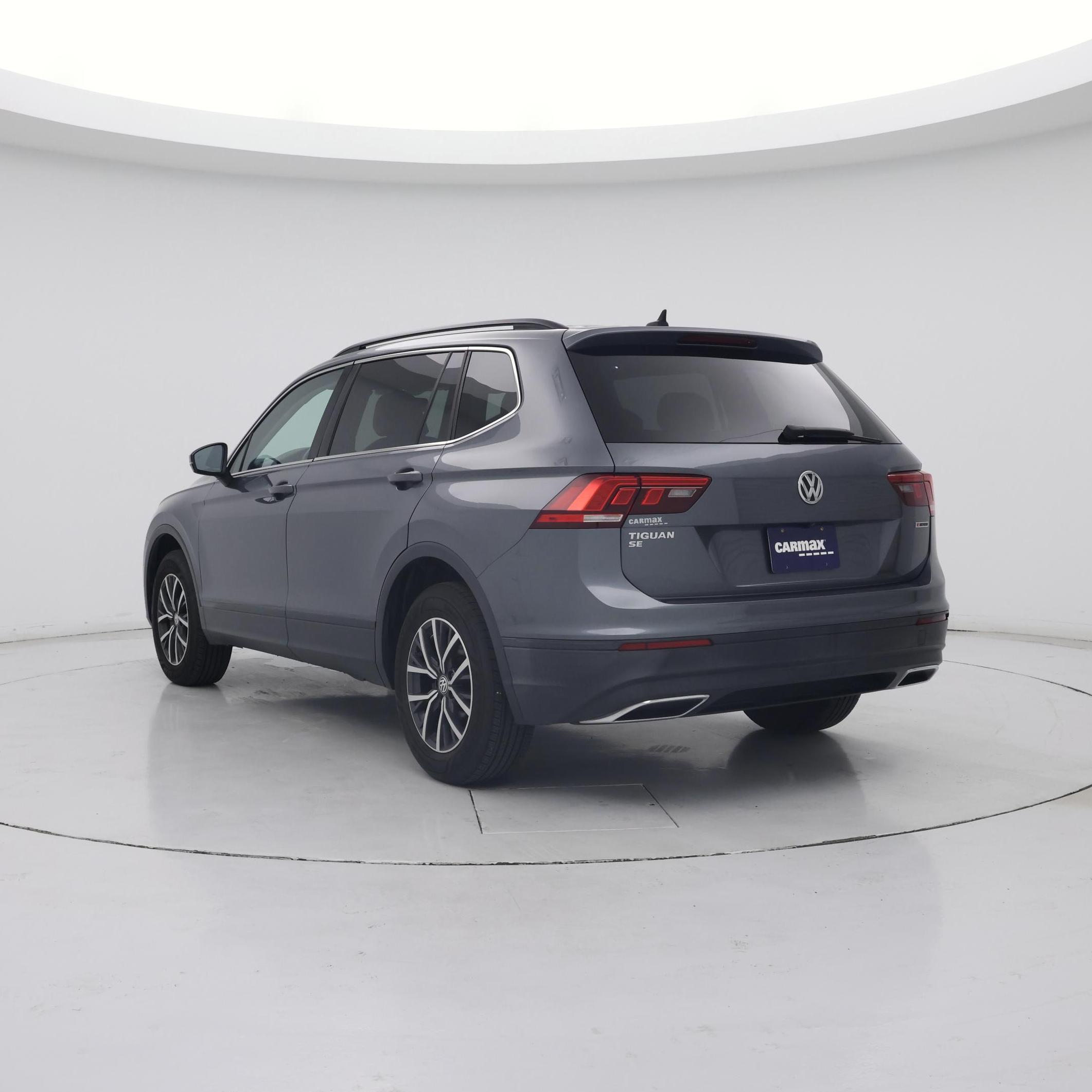 Thumbnail: 2019 Volkswagen Tiguan - 2
