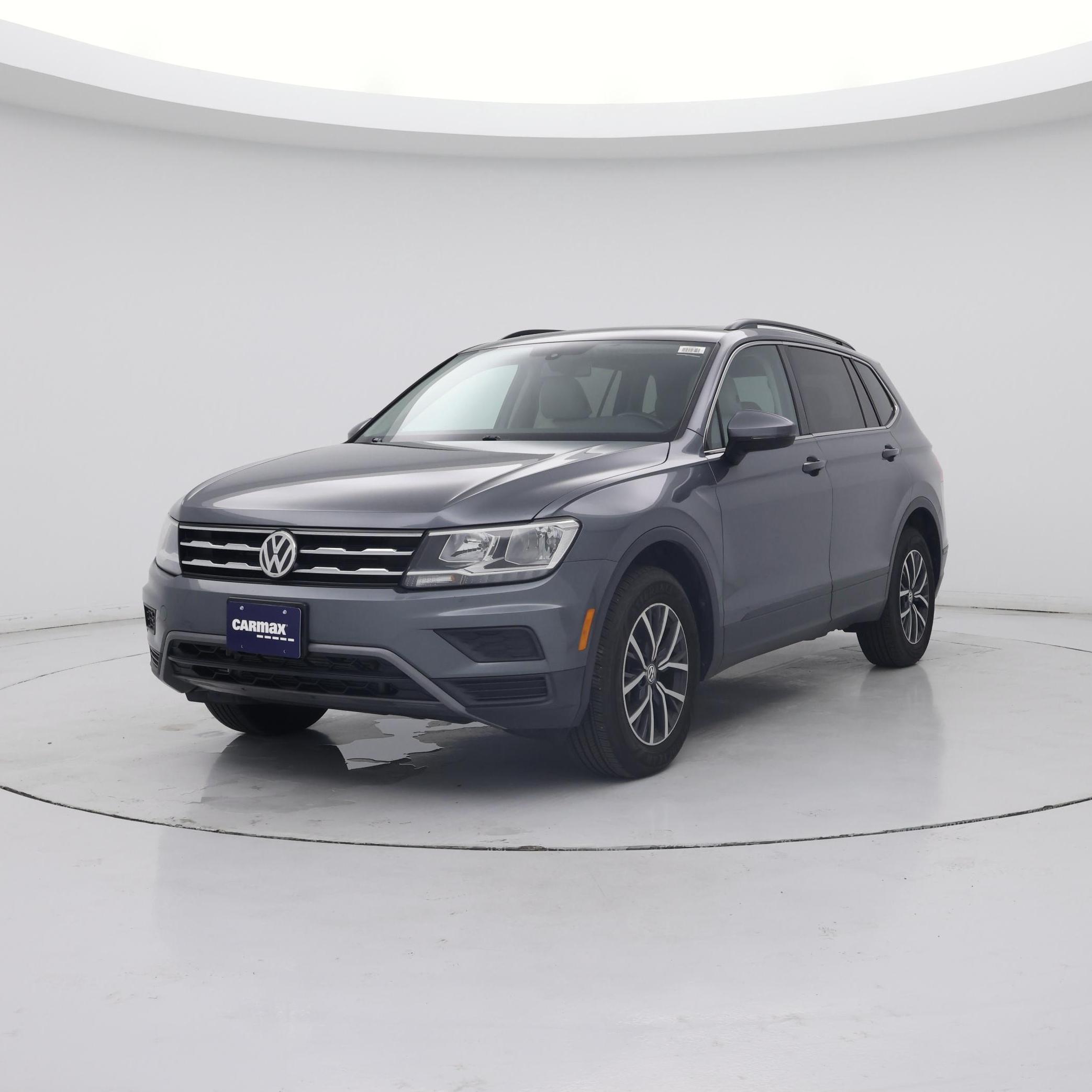 Thumbnail: 2019 Volkswagen Tiguan - 4