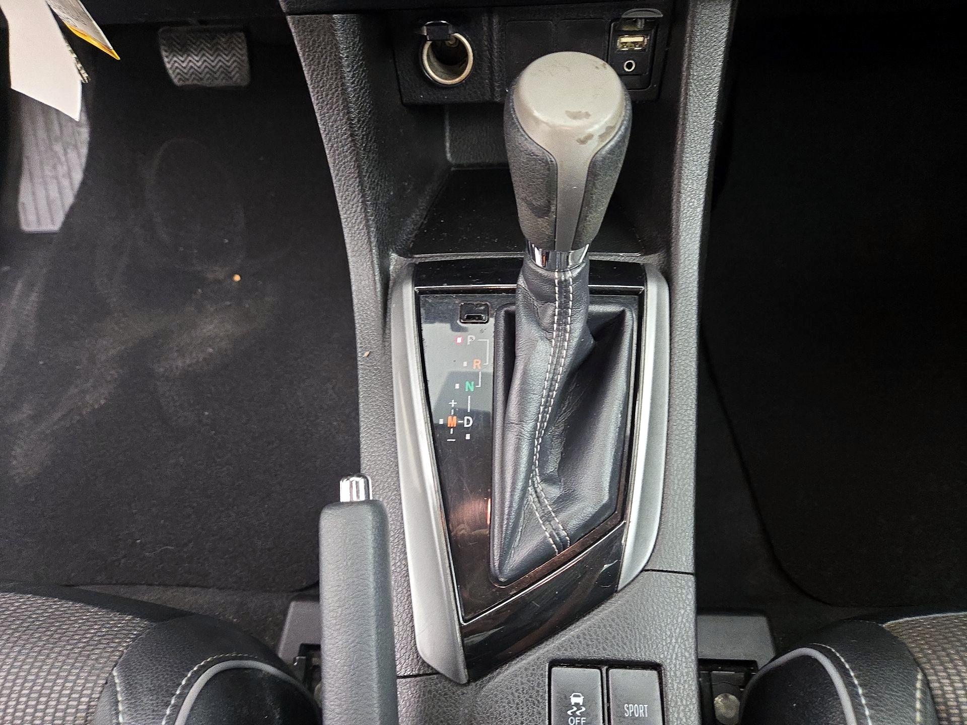 Thumbnail: 2016 Toyota Corolla - 17