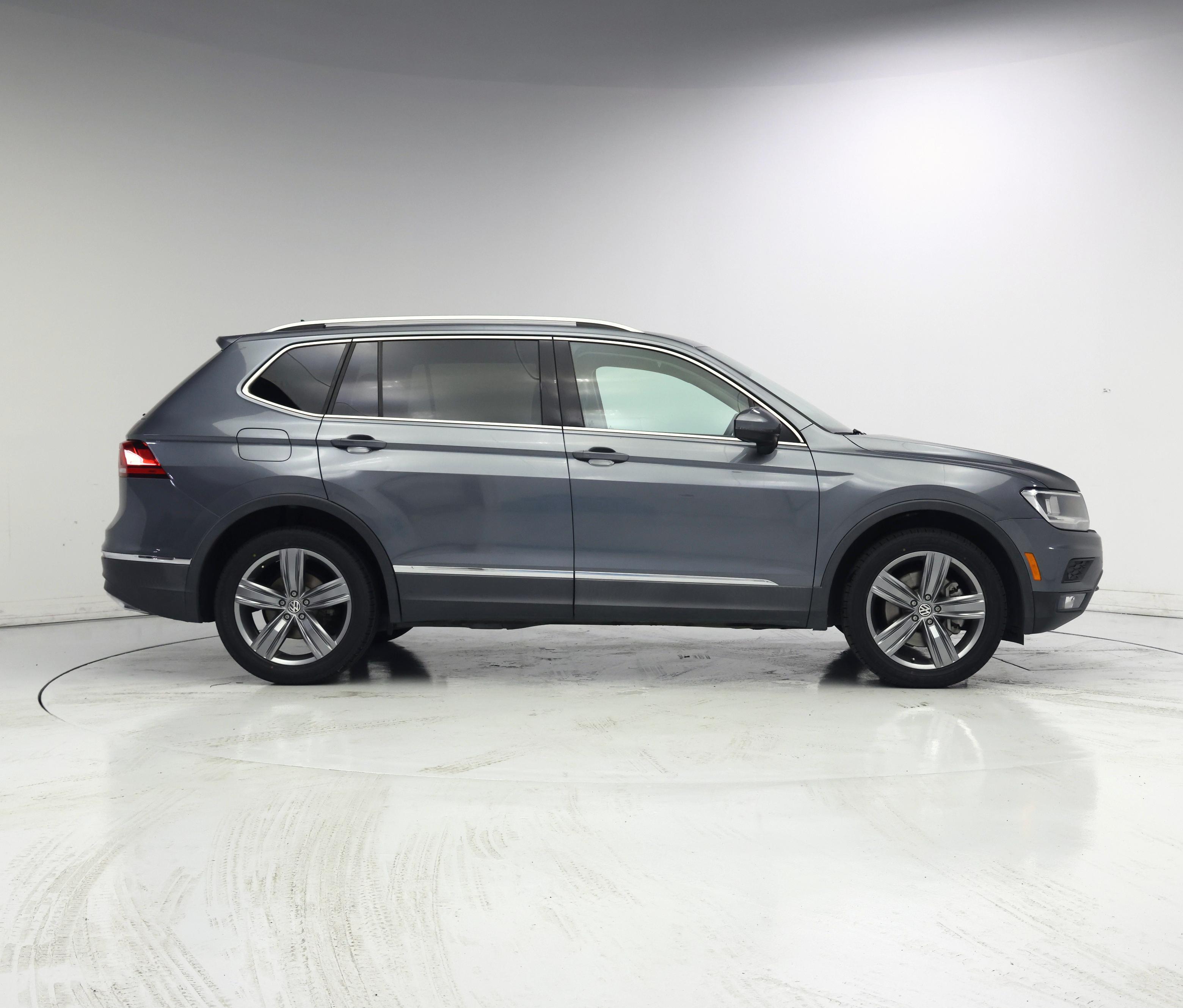 Thumbnail: 2021 Volkswagen Tiguan - 7
