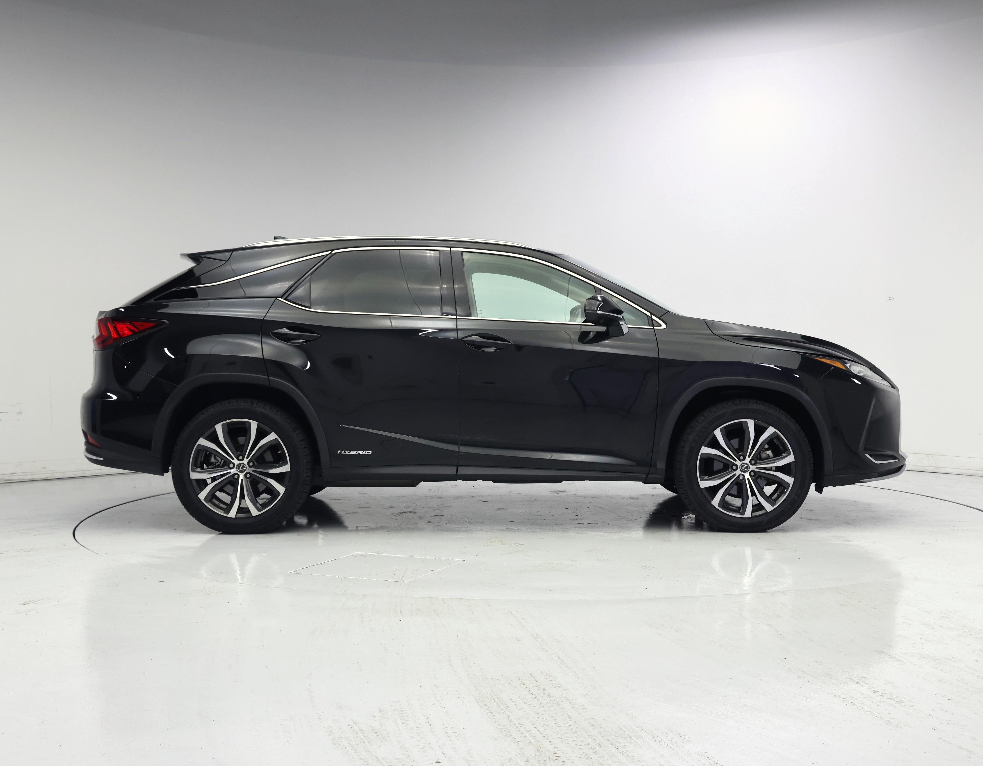 Thumbnail: 2020 Lexus RX - 7