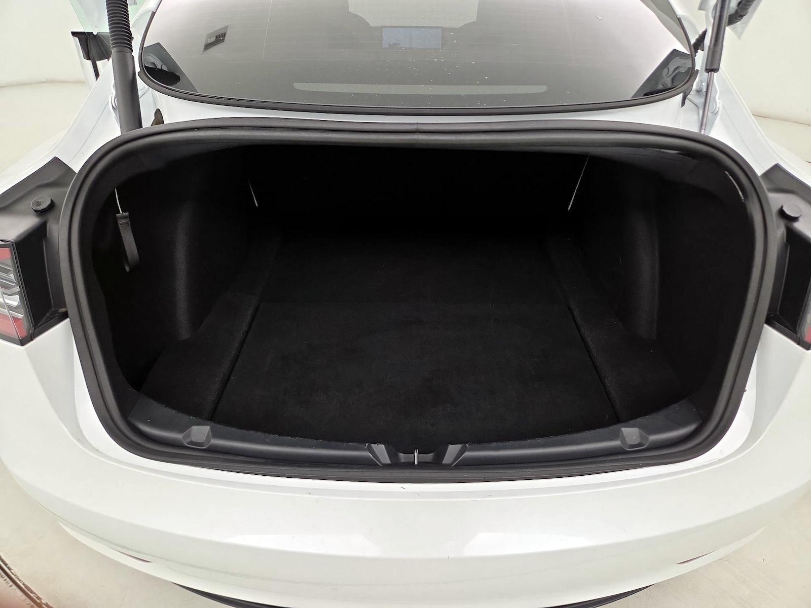 2023 Tesla Model 3 Performance - Photo 21