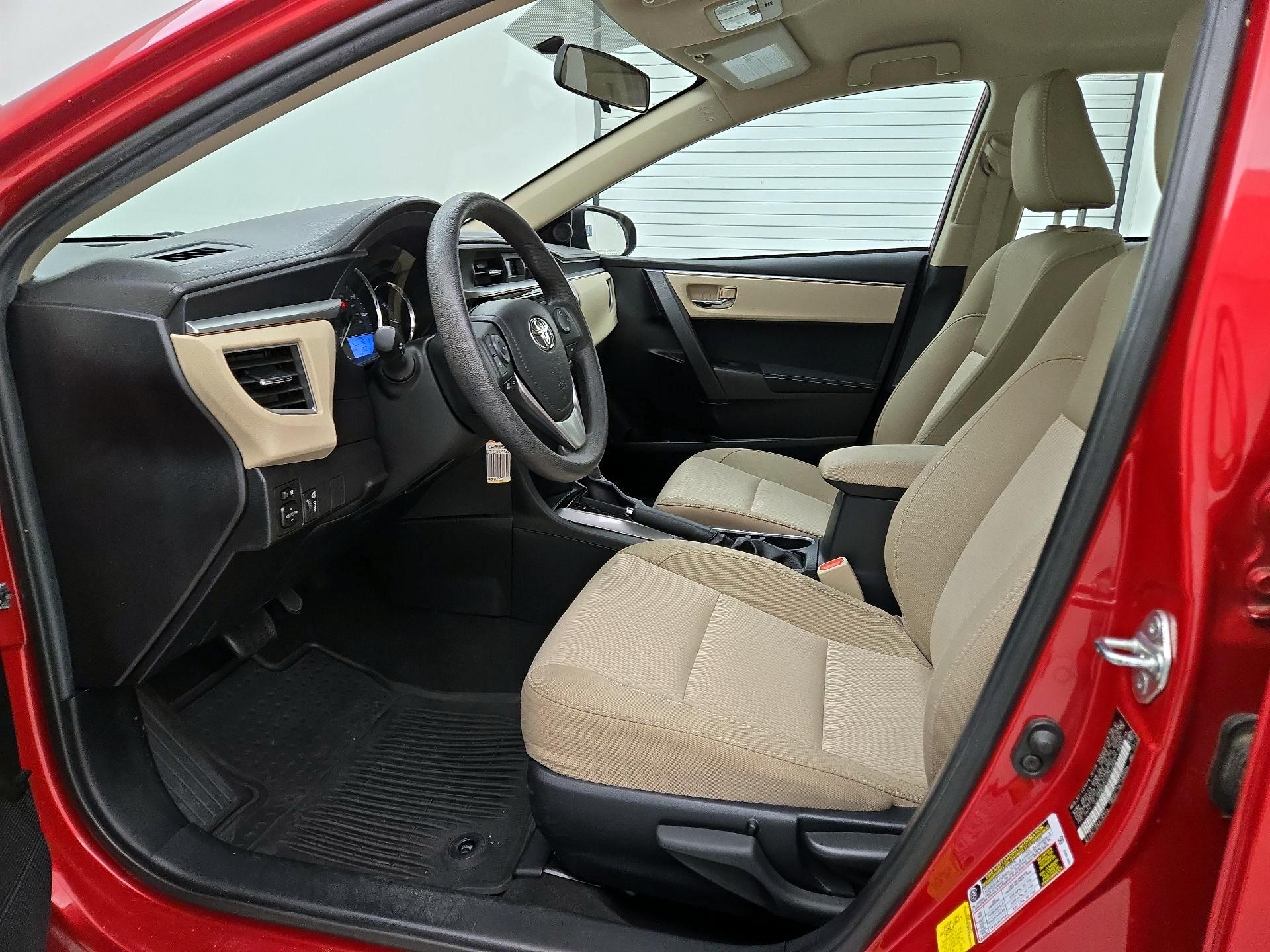 Thumbnail: 2015 Toyota Corolla - 11