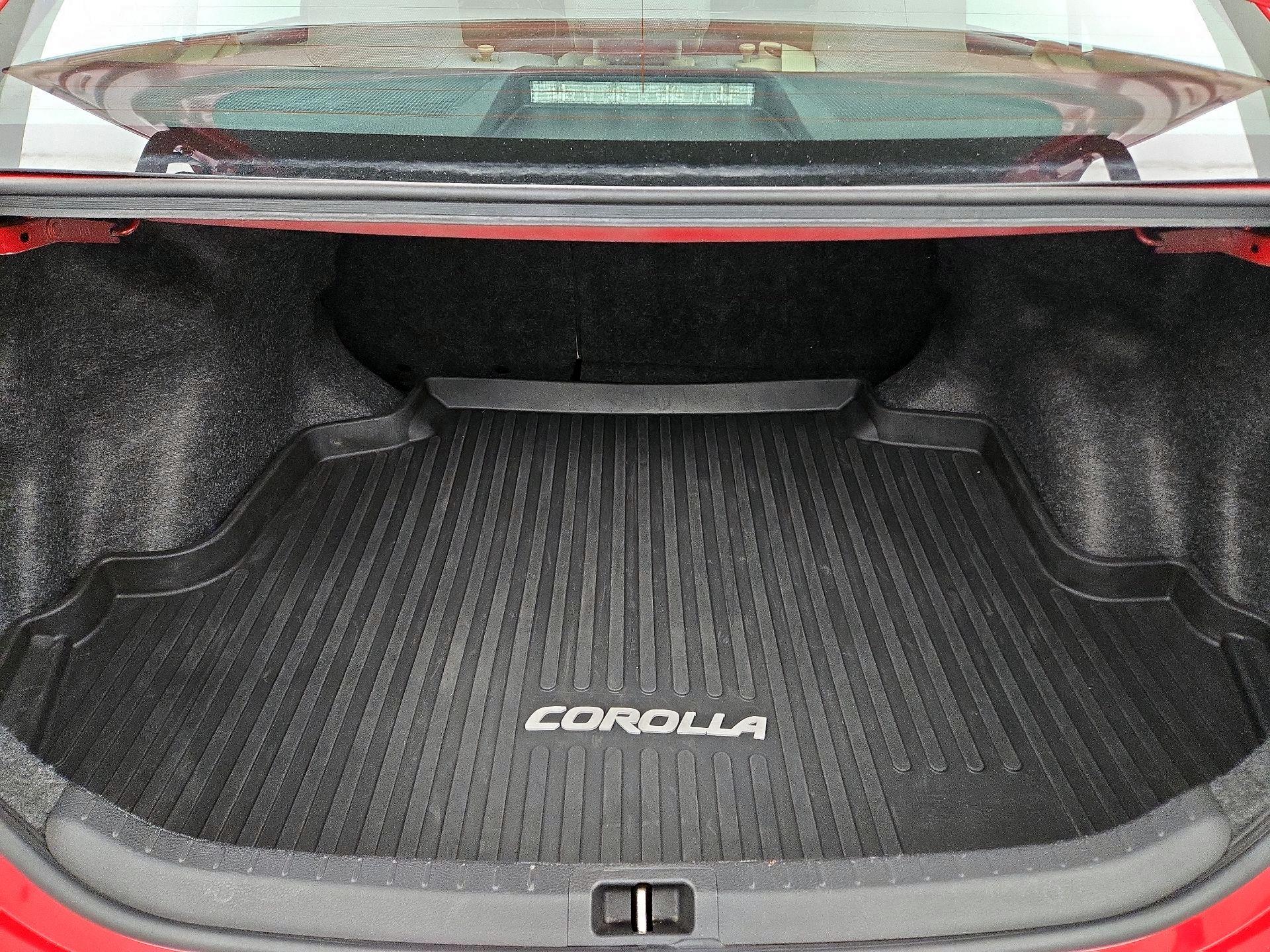 Thumbnail: 2015 Toyota Corolla - 19