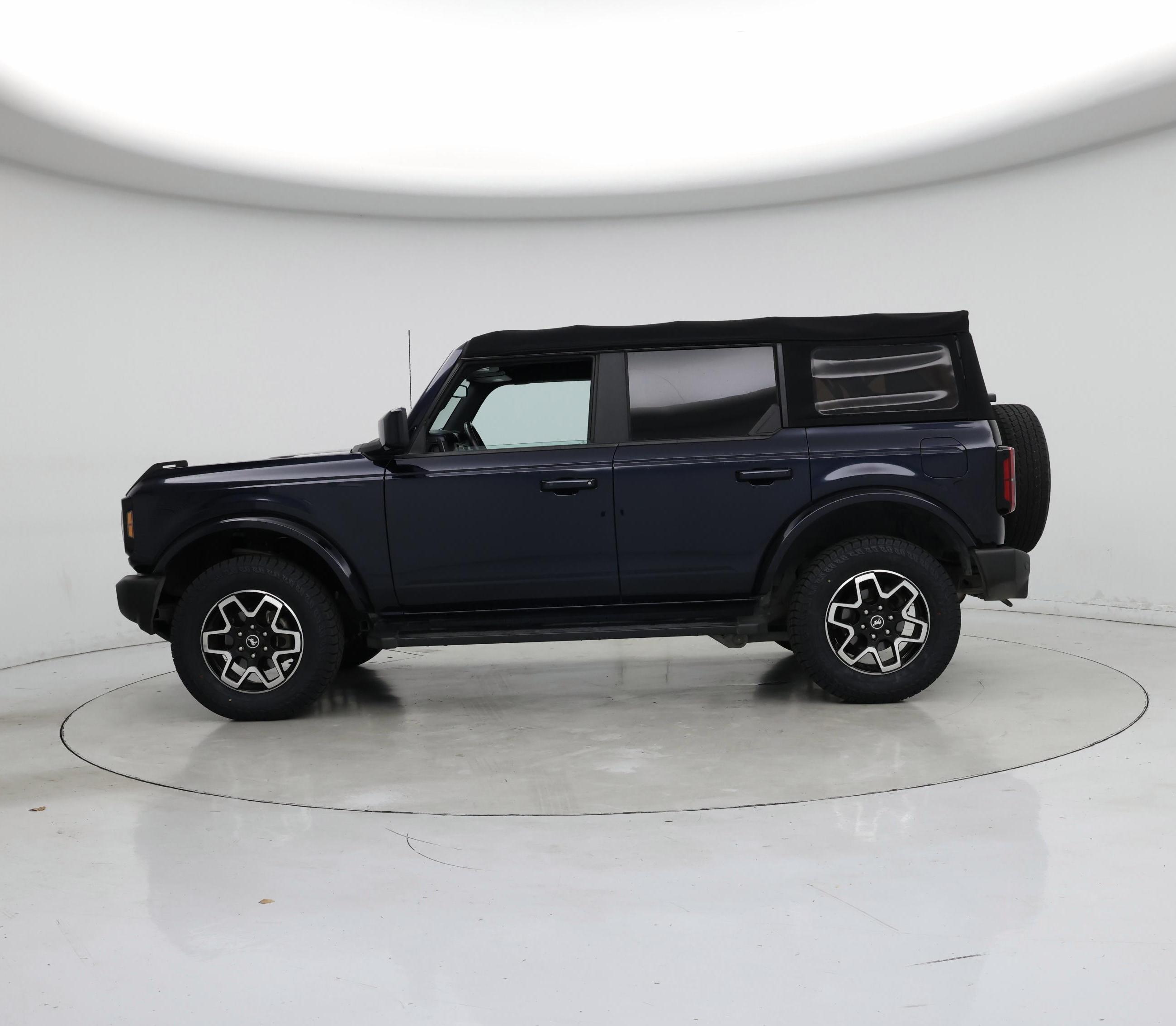 Thumbnail: 2021 Ford Bronco - 3