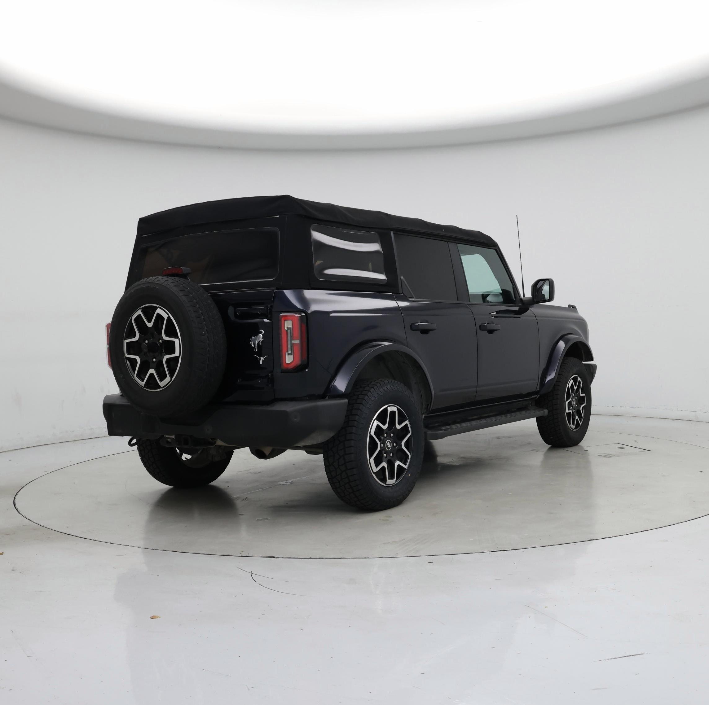 Thumbnail: 2021 Ford Bronco - 8