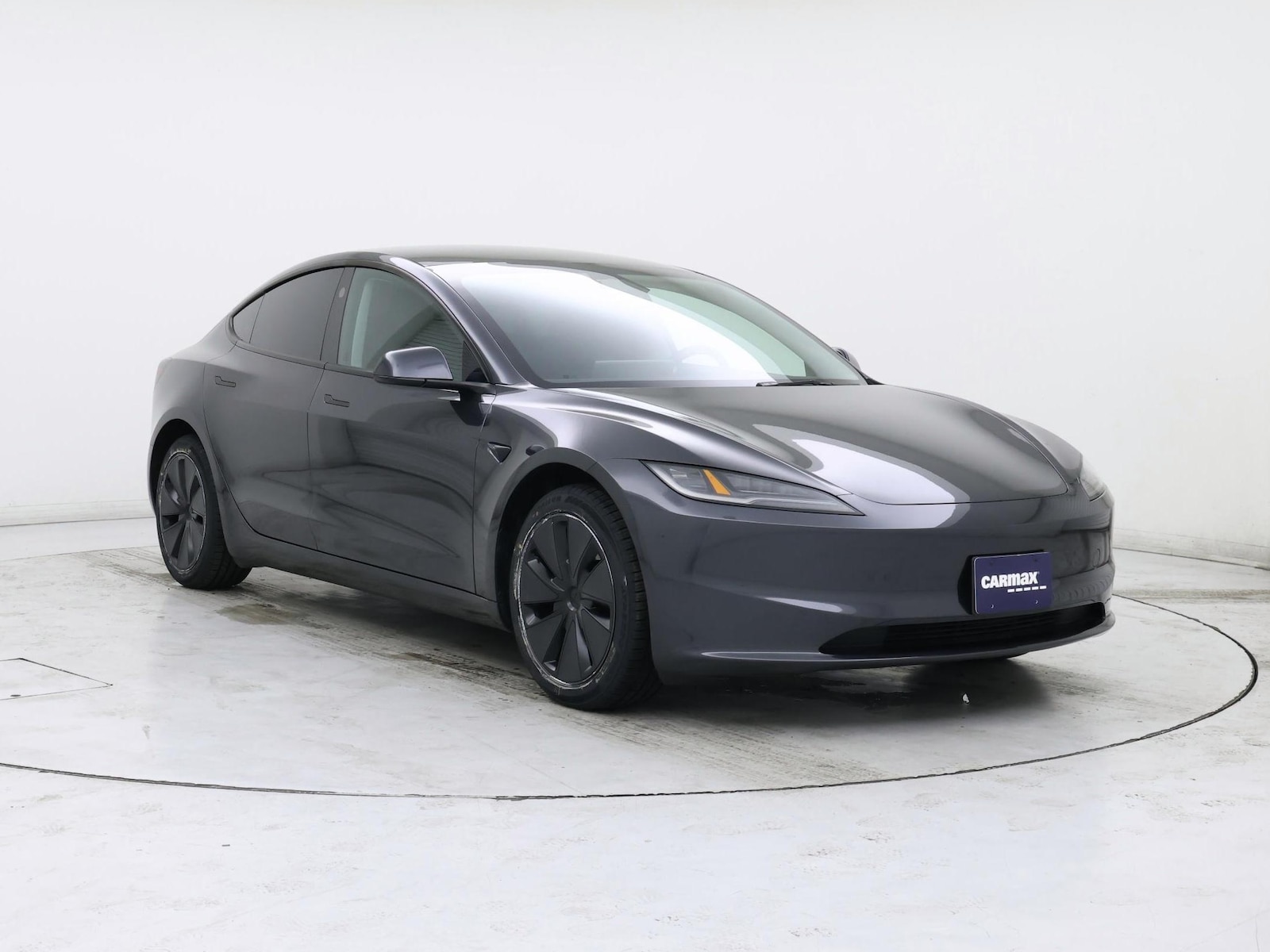 2025 Tesla Model 3 Long Range - Photo 2