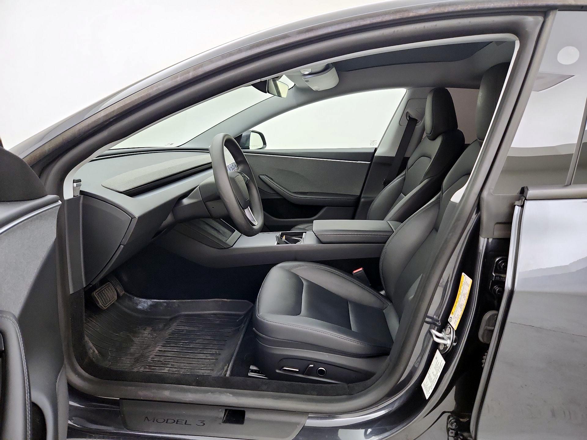 Thumbnail: 2025 Tesla Model 3 - 11