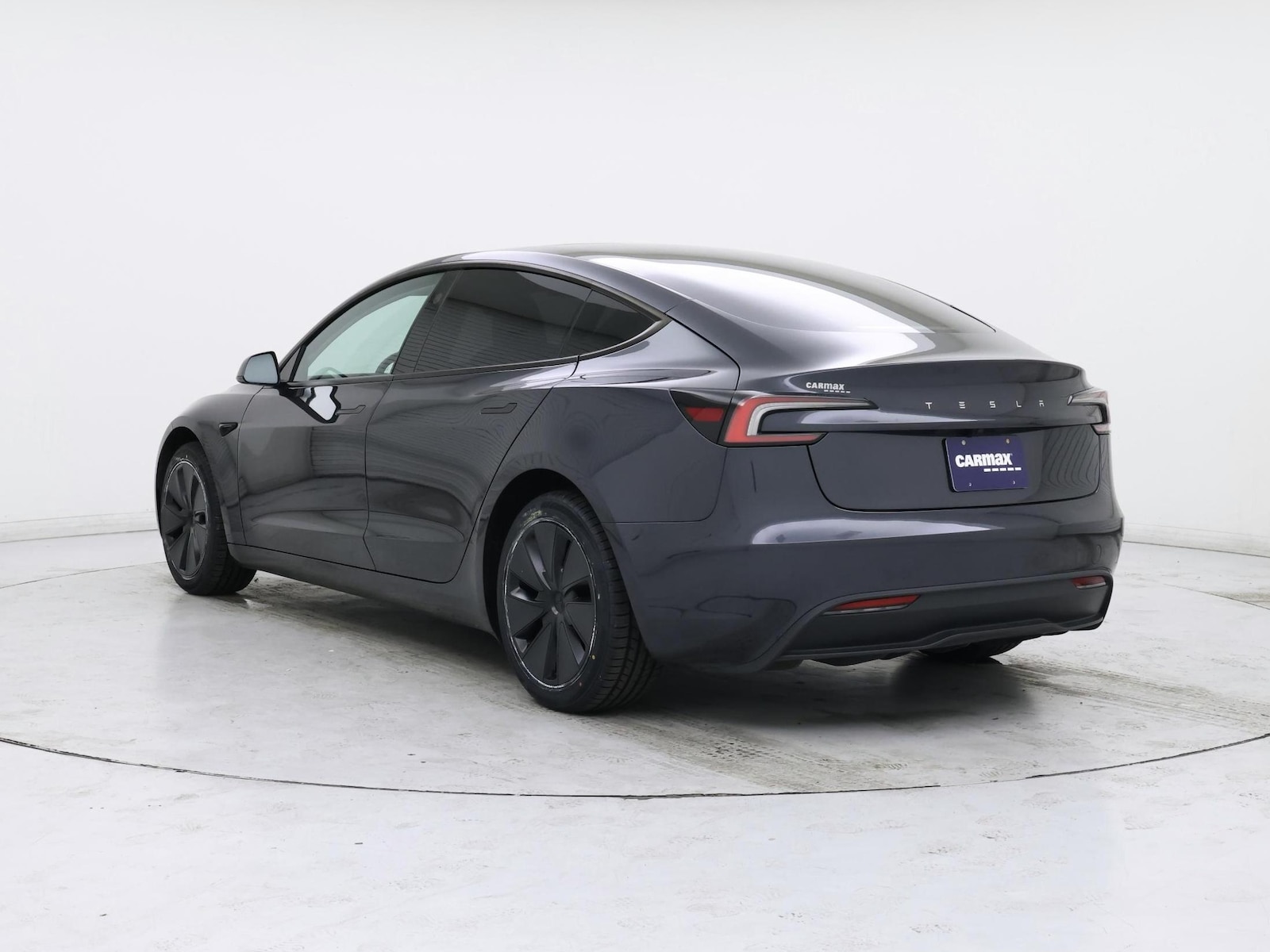 2025 Tesla Model 3 Long Range - Photo 3