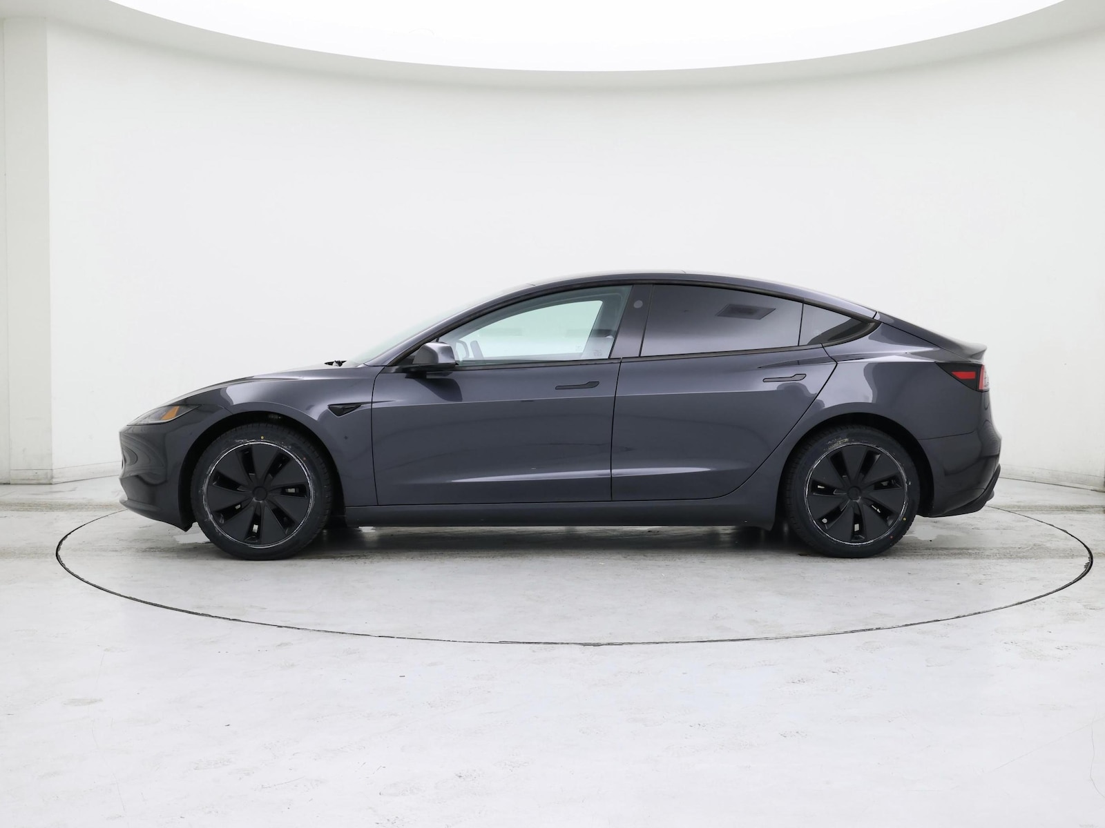 2025 Tesla Model 3 Long Range - Photo 4