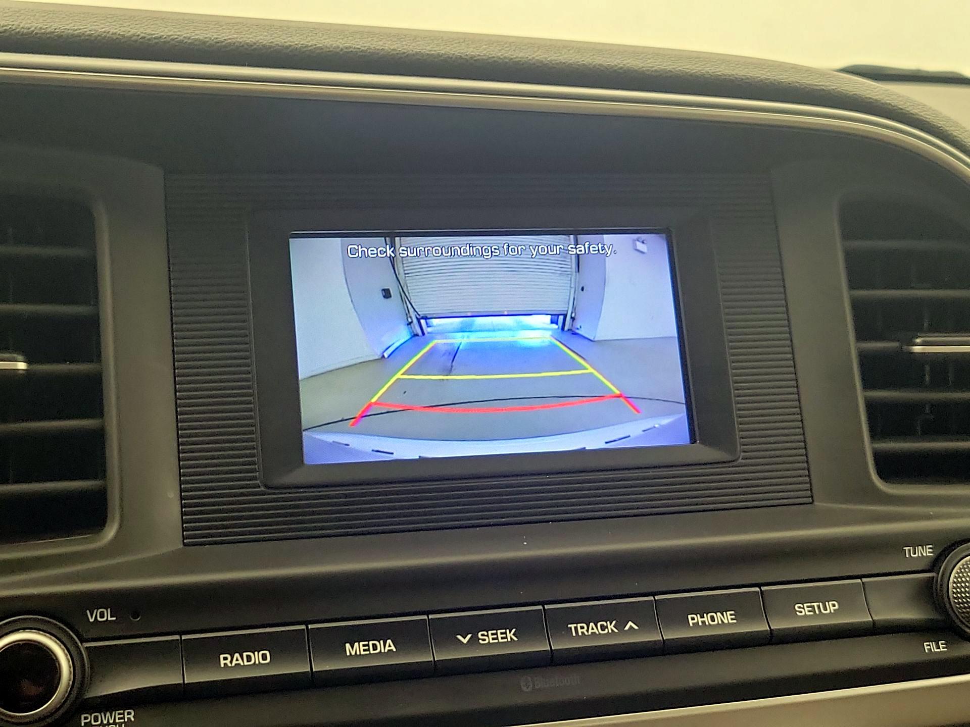Thumbnail: 2019 Hyundai Elantra - 14