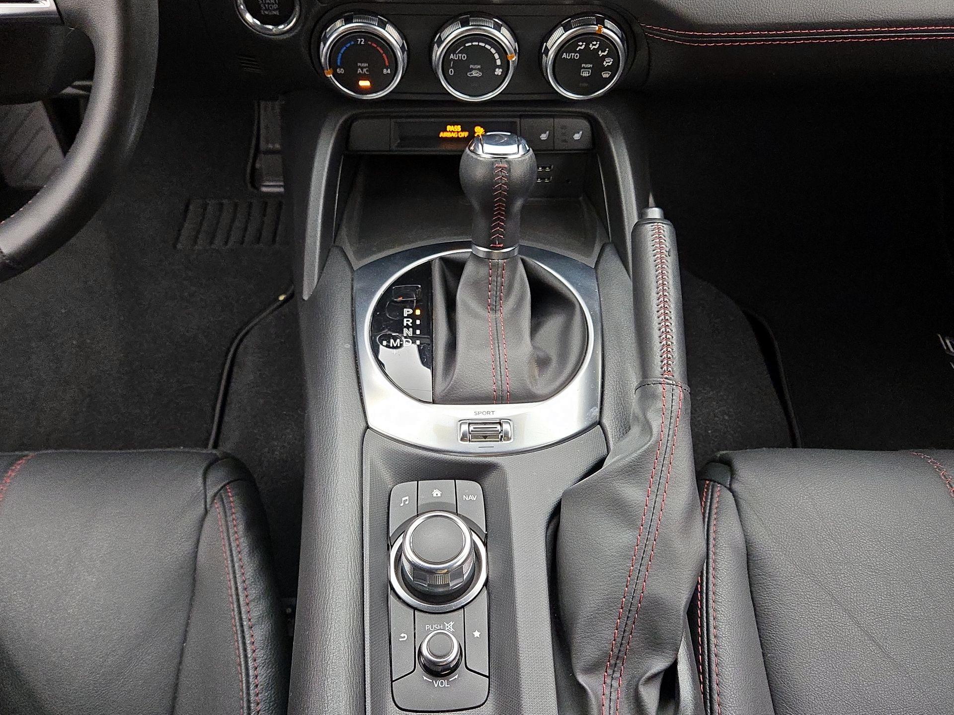 Thumbnail: 2016 Mazda MX-5 Miata - 16