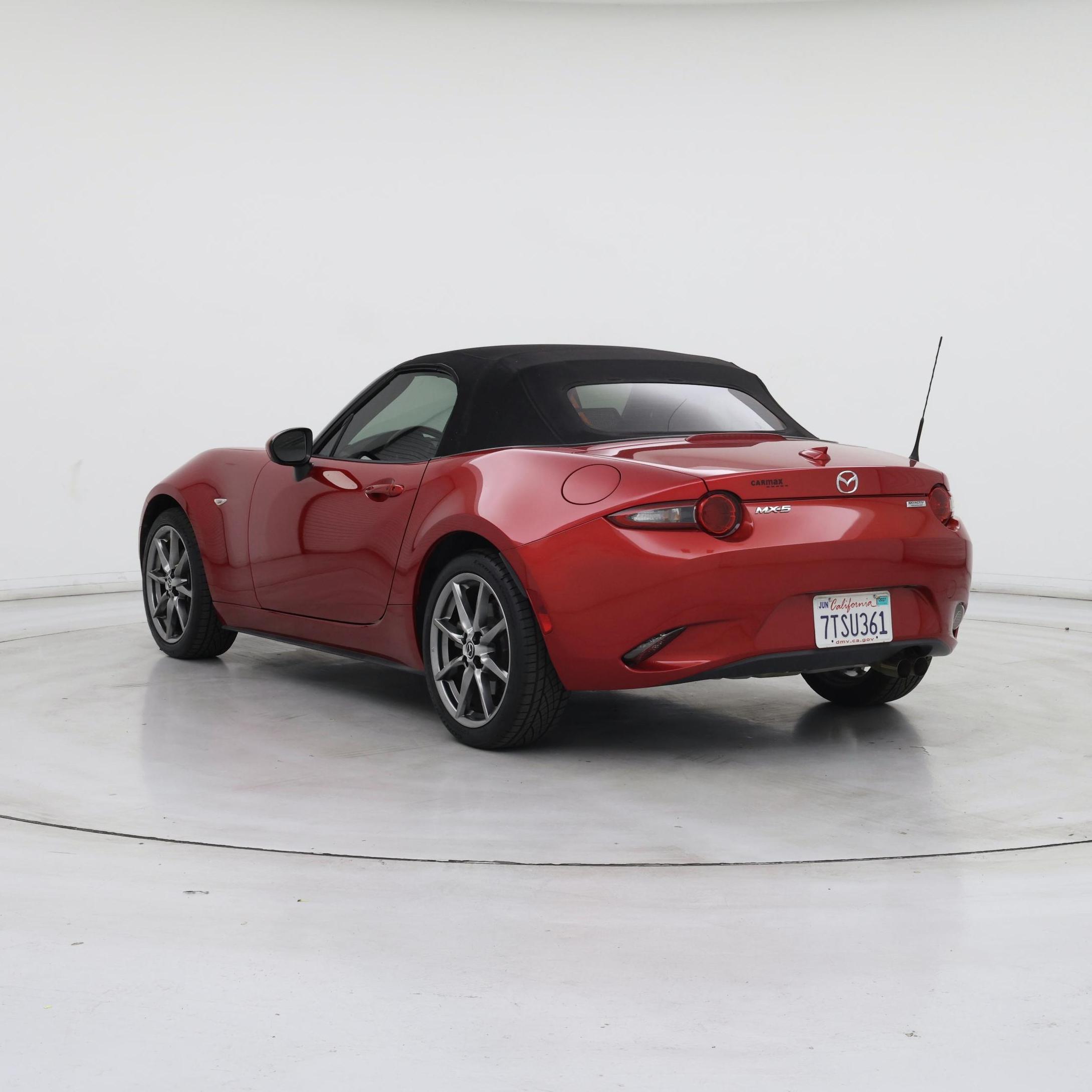Thumbnail: 2016 Mazda MX-5 Miata - 2