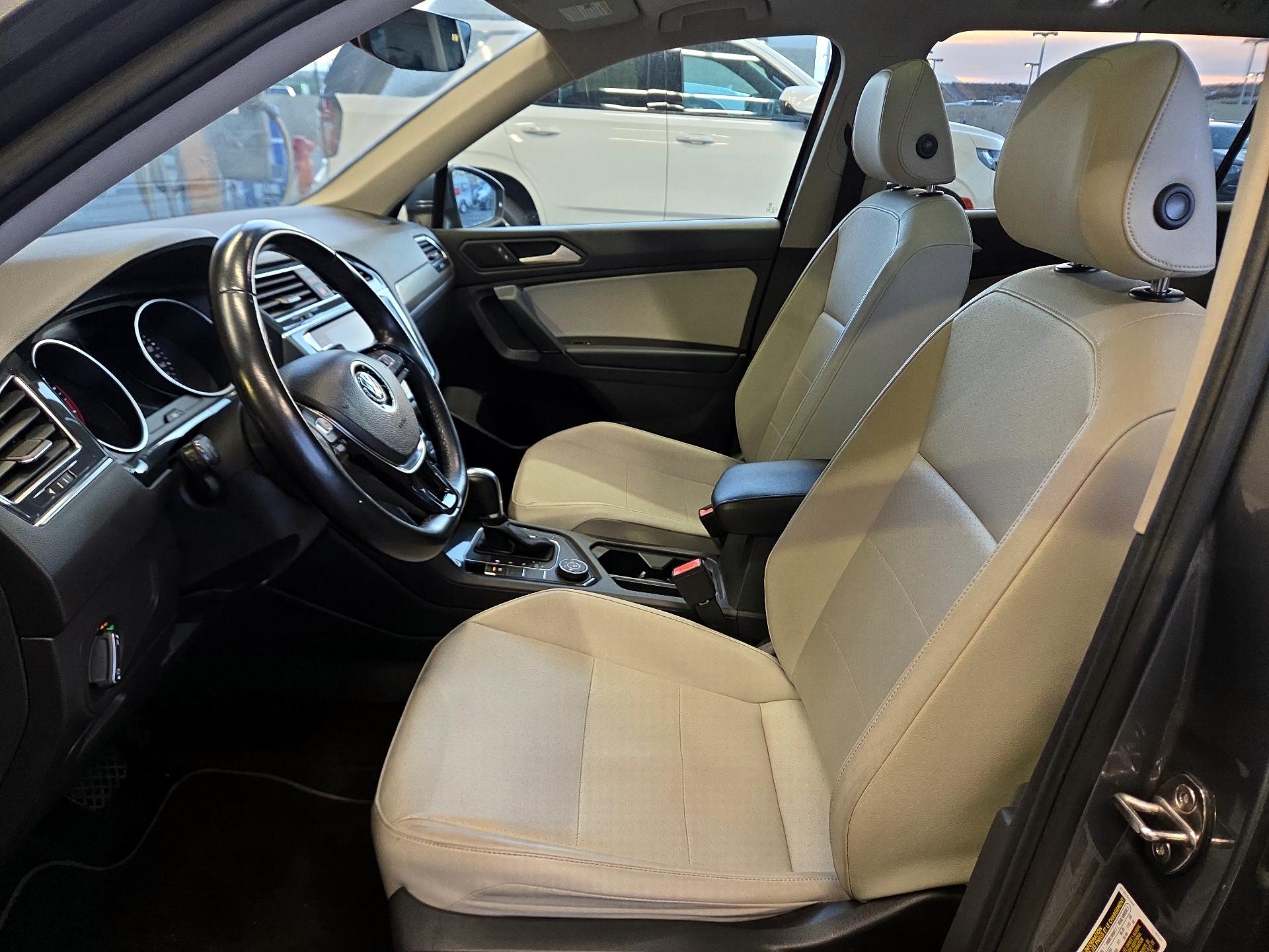 Thumbnail: 2019 Volkswagen Tiguan - 9
