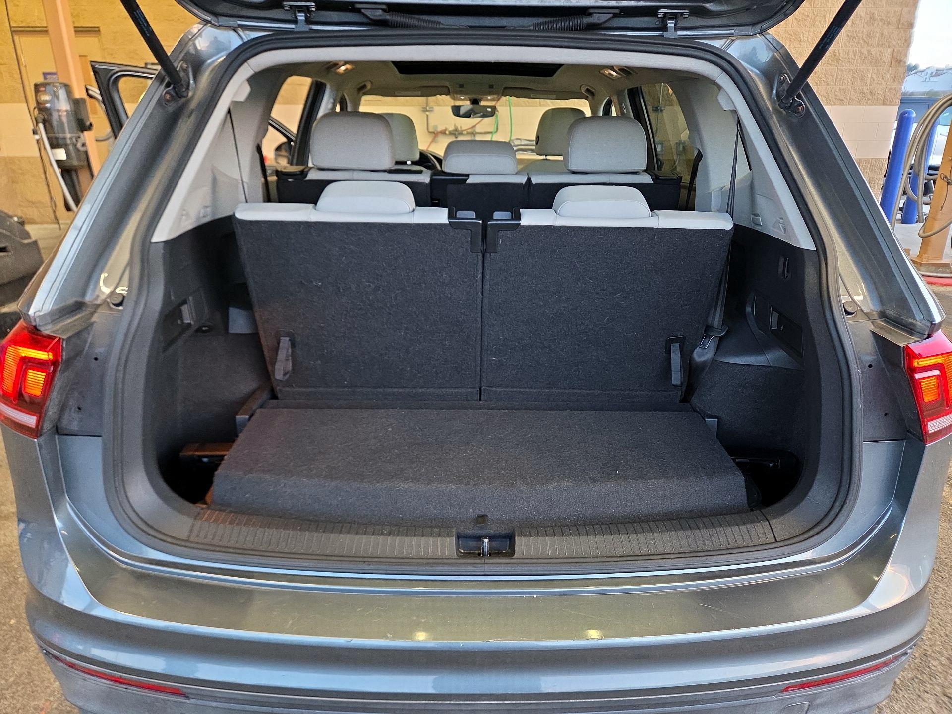 Thumbnail: 2019 Volkswagen Tiguan - 20