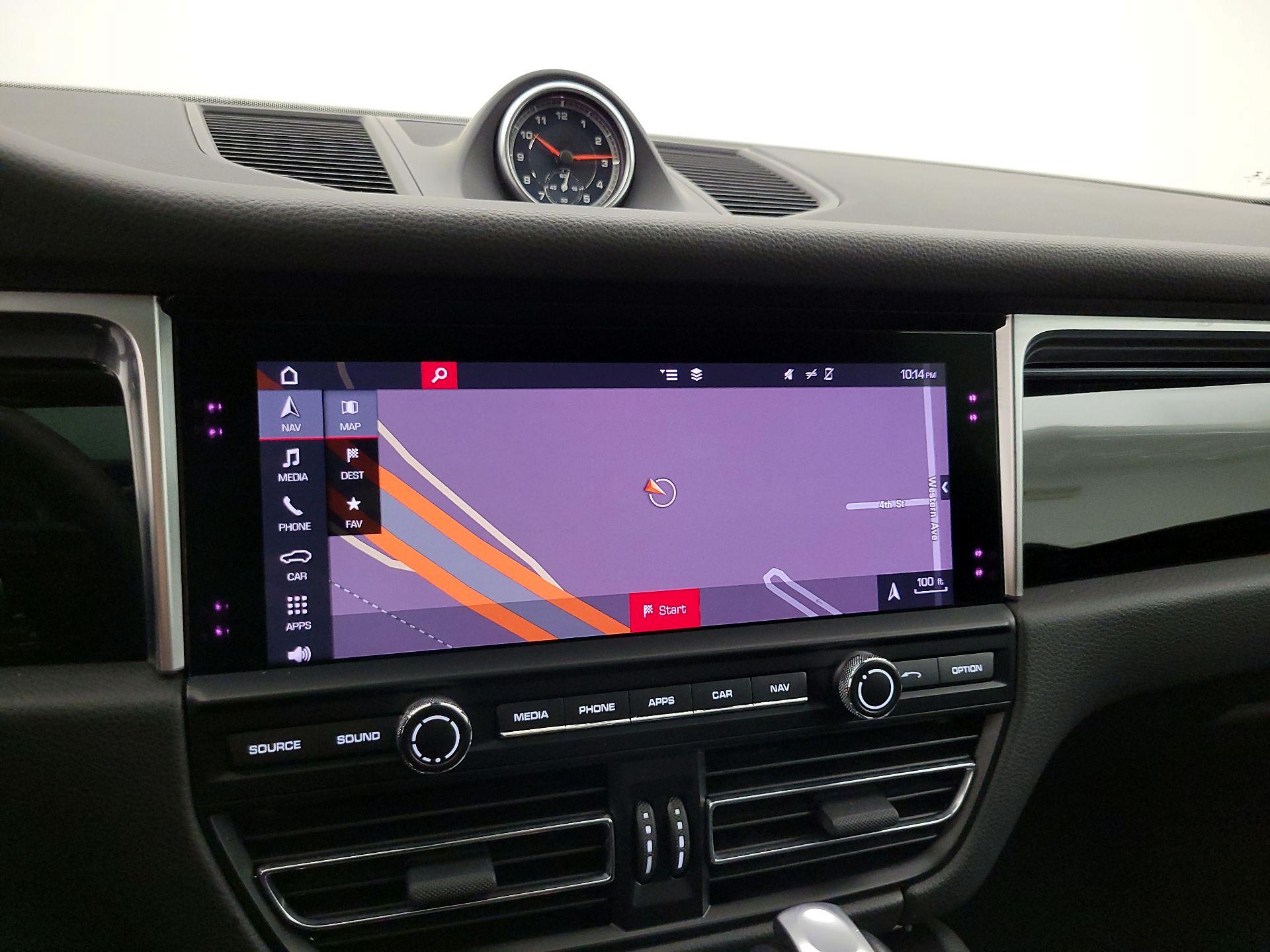 Thumbnail: 2019 Porsche Macan - 14