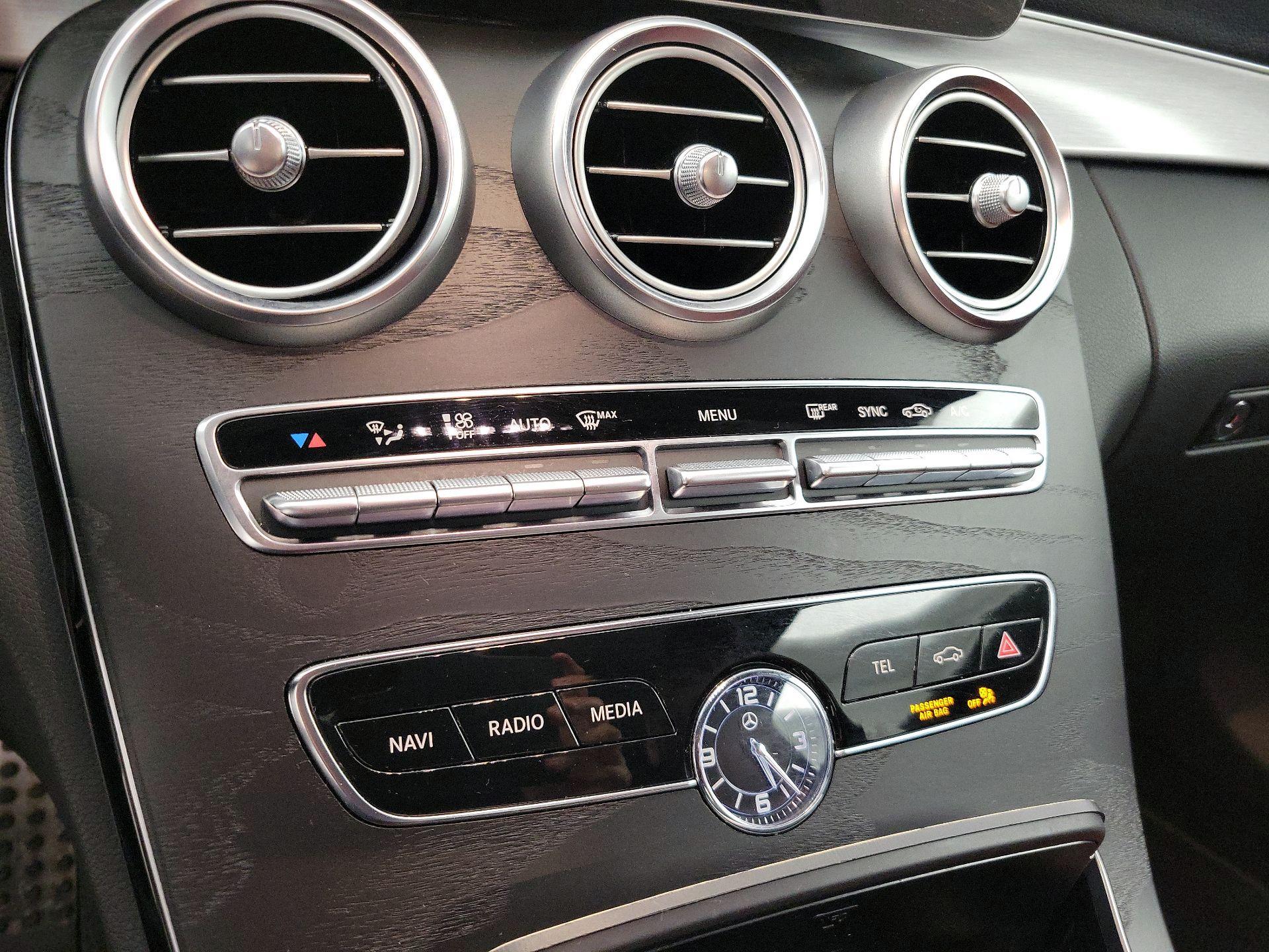 Thumbnail: 2020 Mercedes-Benz C-Class - 16