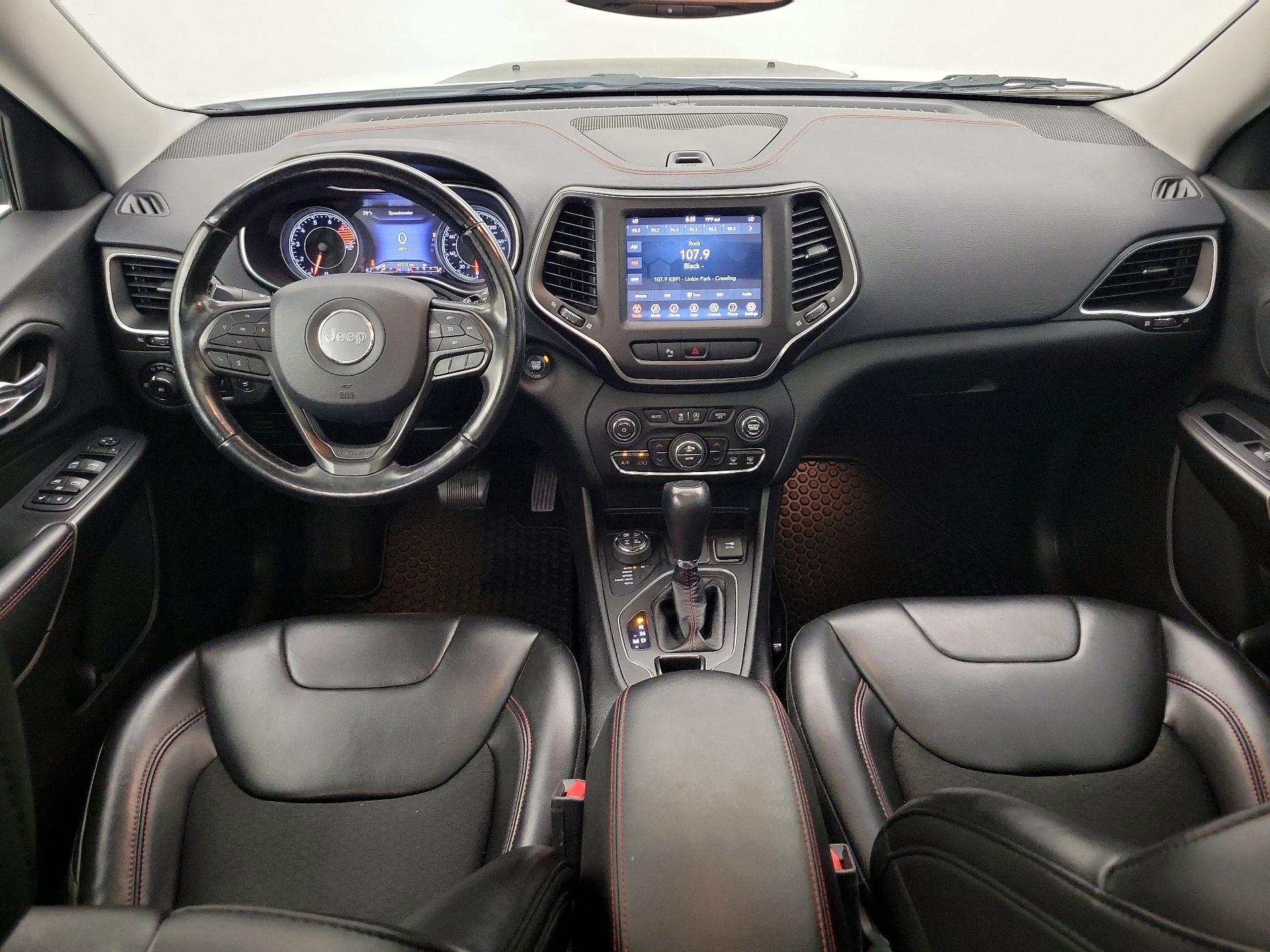 Thumbnail: 2020 Jeep Cherokee - 9