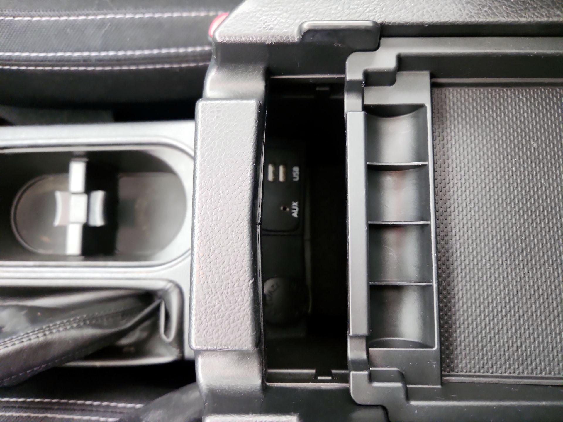Thumbnail: 2016 Subaru Forester - 18