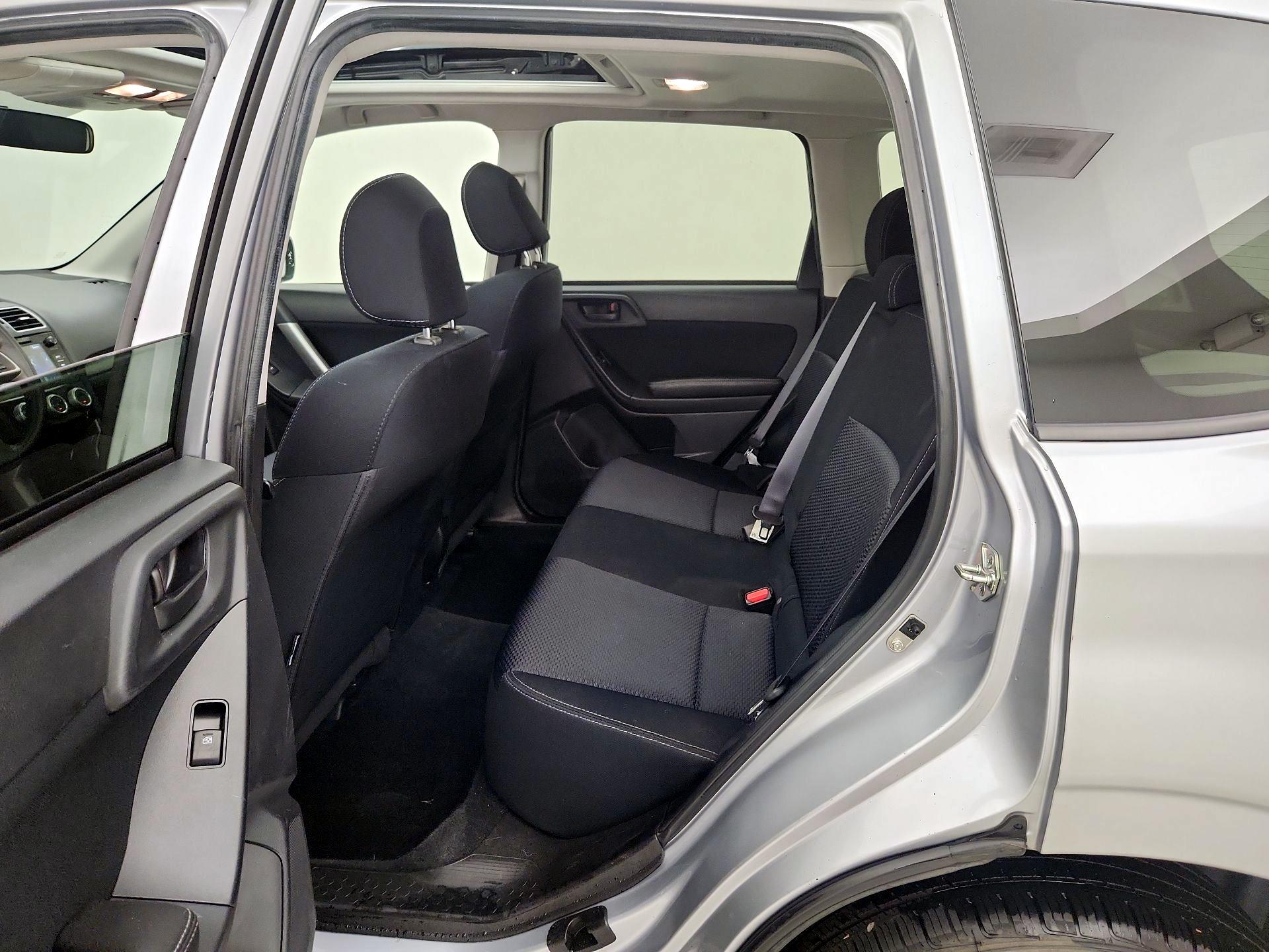 Thumbnail: 2016 Subaru Forester - 20