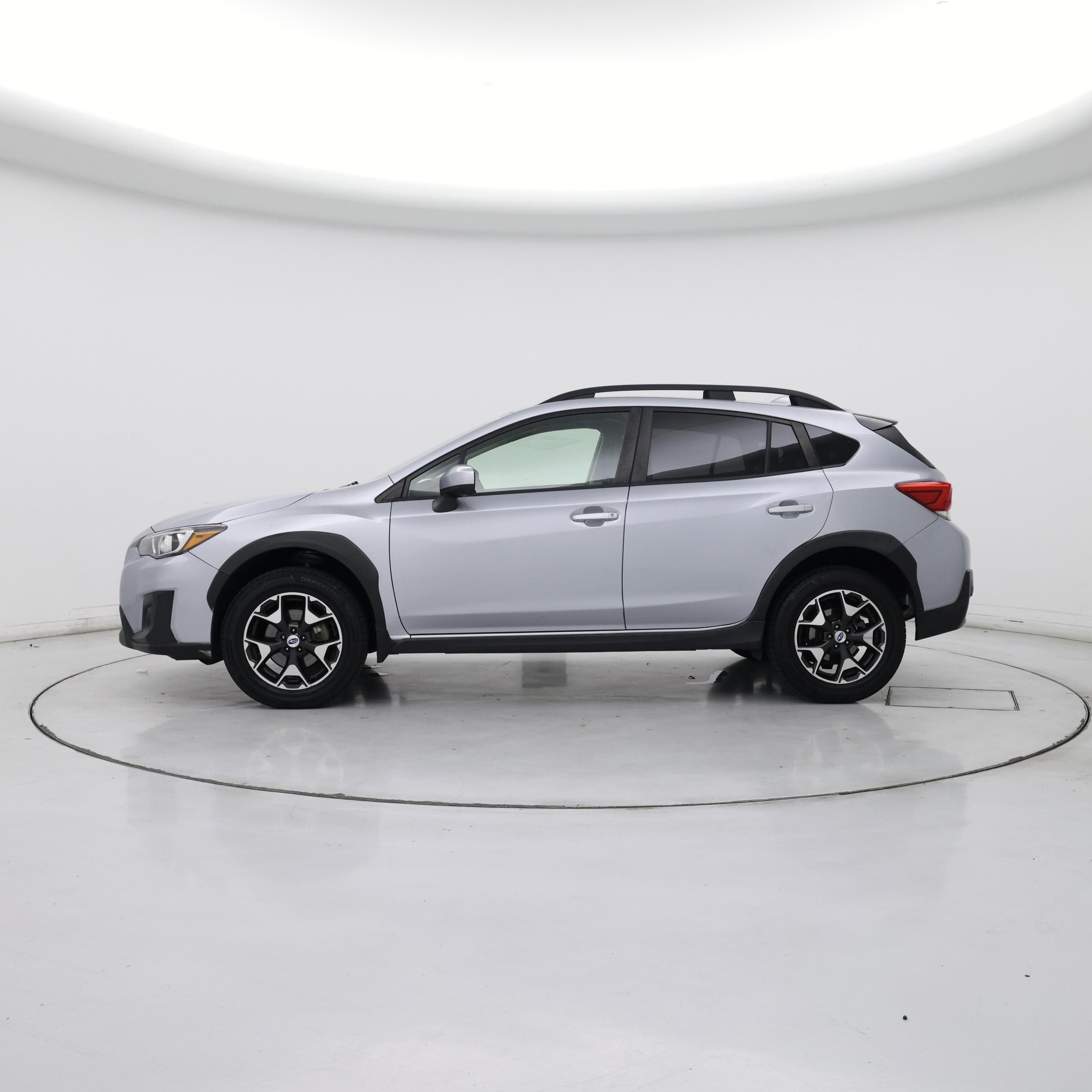 Thumbnail: 2018 Subaru Crosstrek - 3