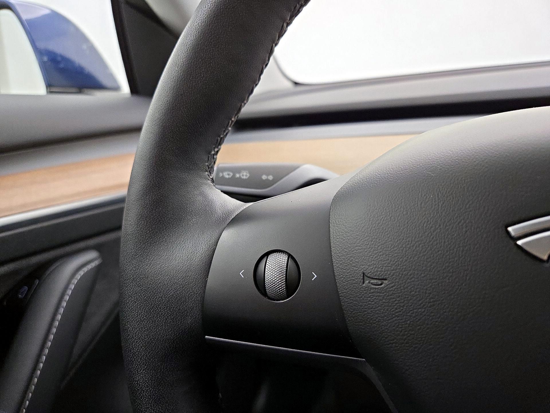 Thumbnail: 2021 Tesla Model 3 - 13