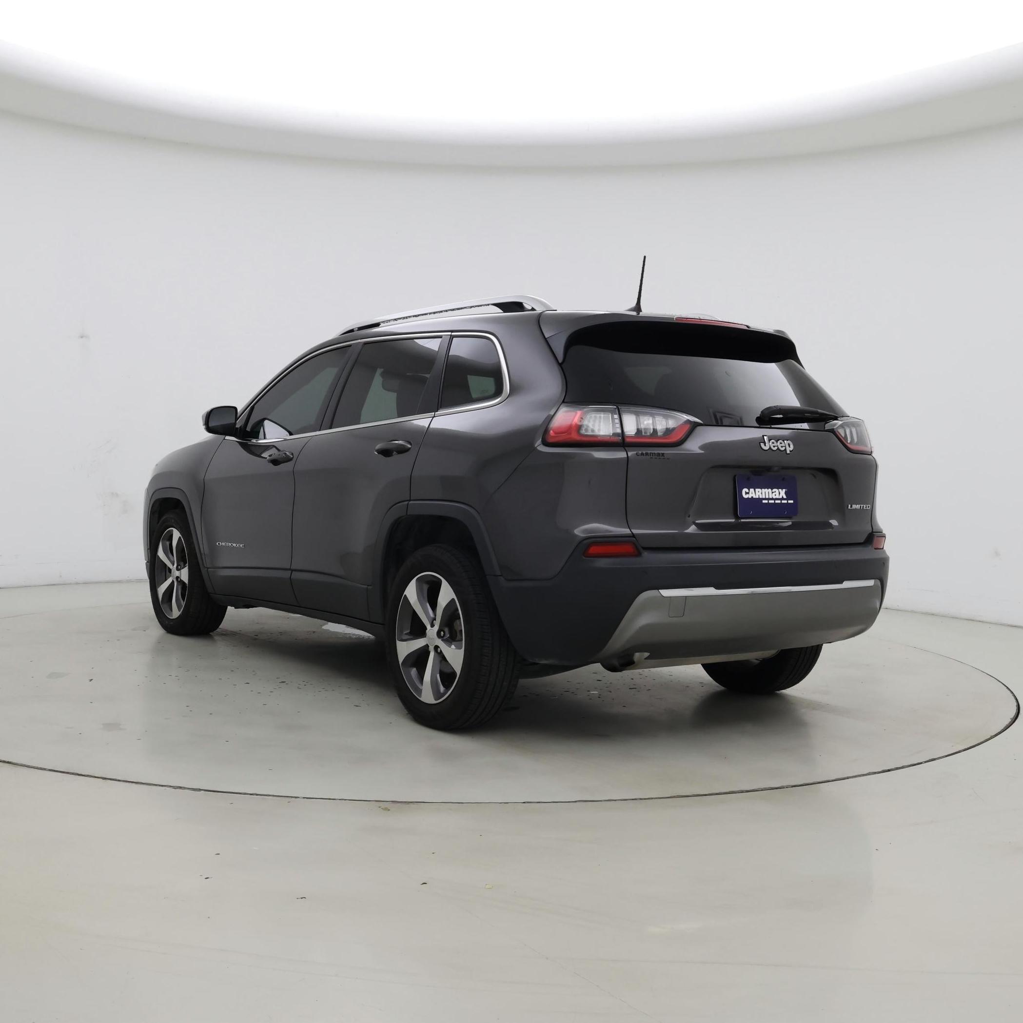 Thumbnail: 2019 Jeep Cherokee - 2