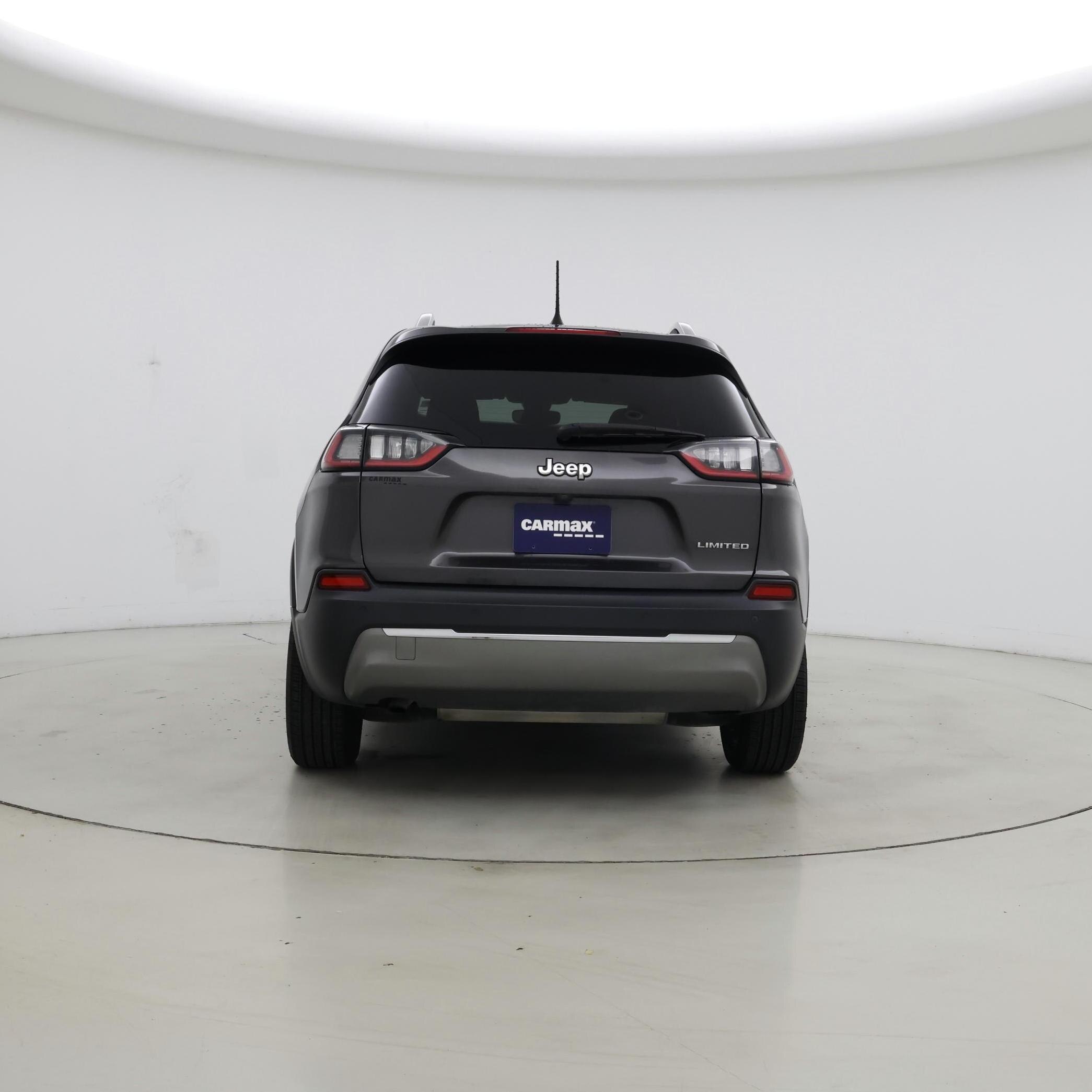 Thumbnail: 2019 Jeep Cherokee - 6