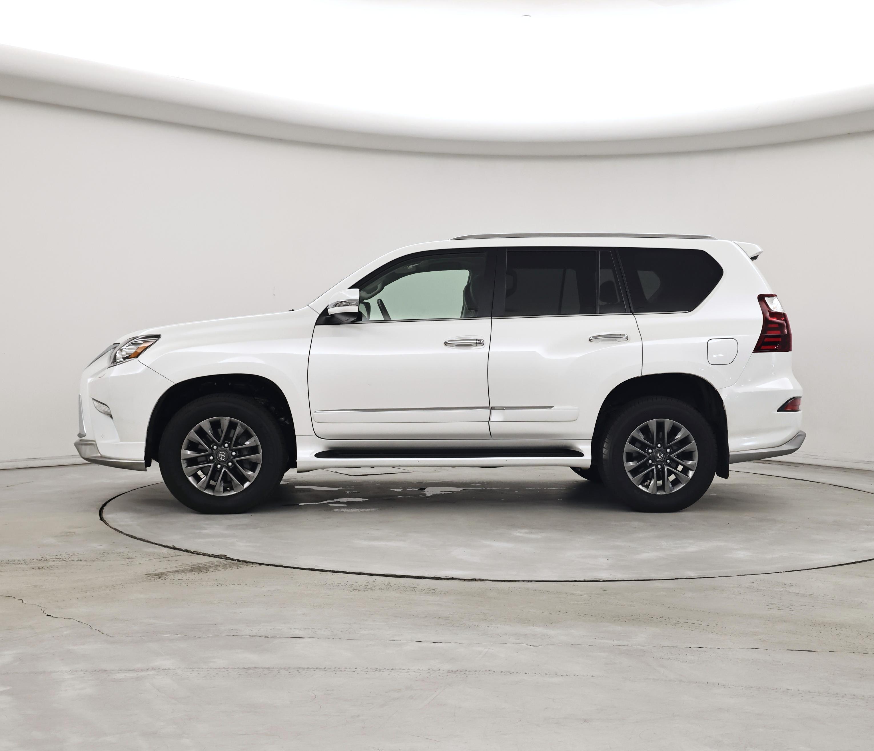 Thumbnail: 2019 Lexus GX - 3