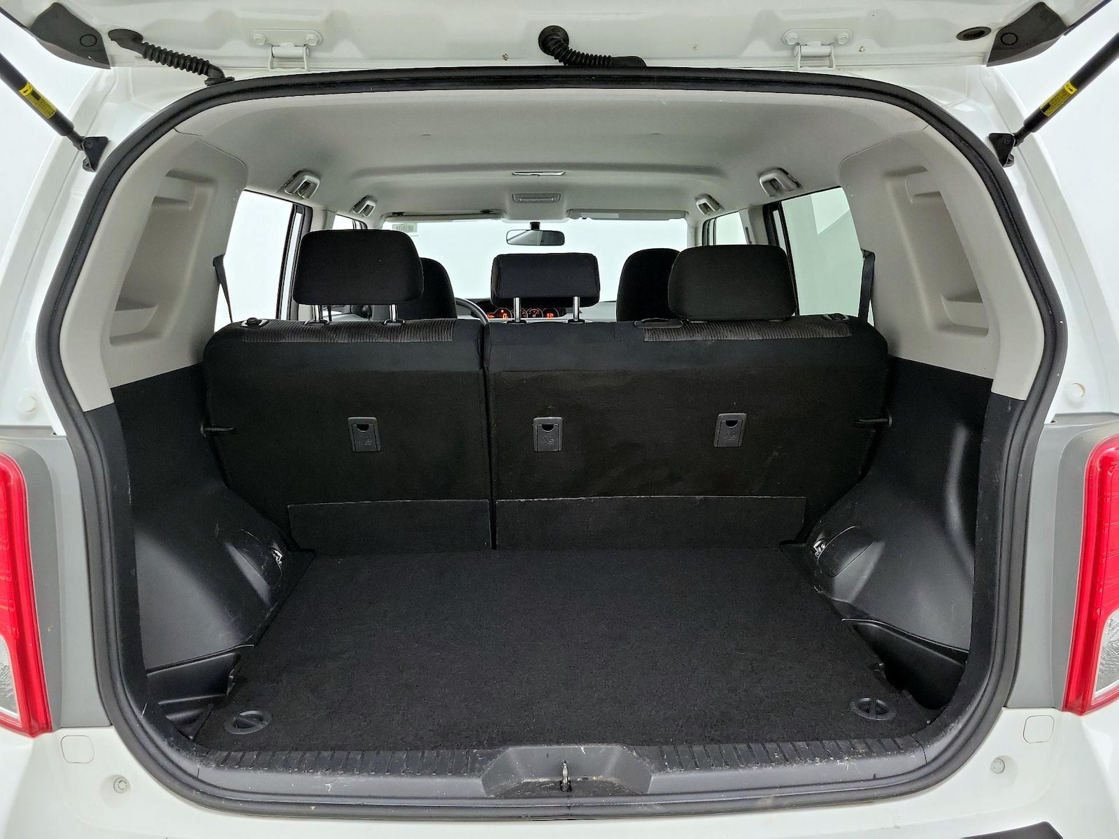 2014 Scion xB Base - Photo 20