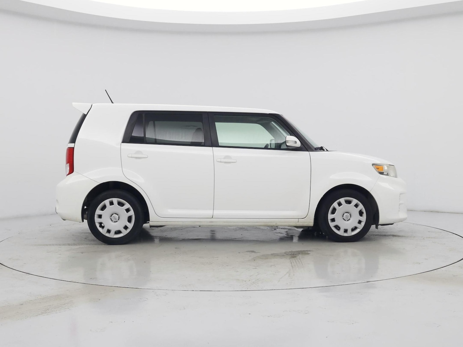 2014 Scion xB Base - Photo 8