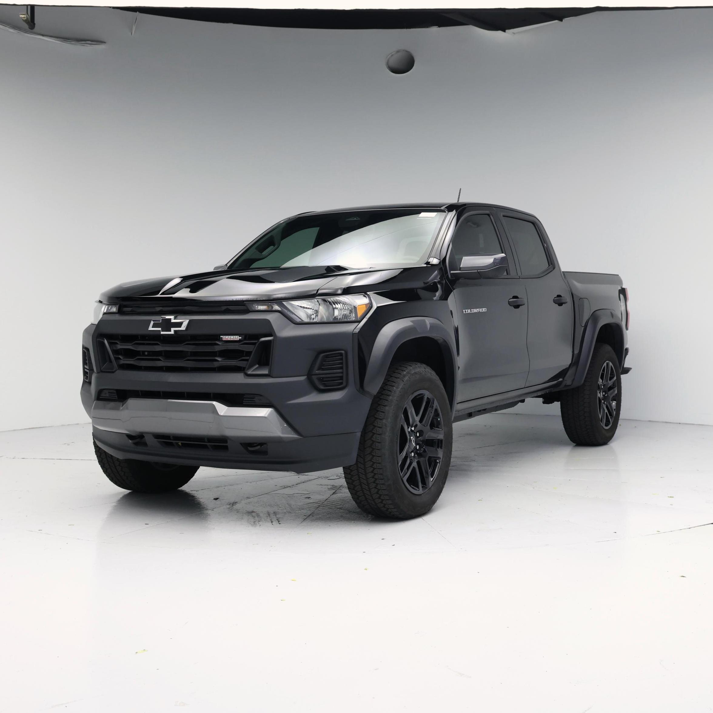 Thumbnail: 2025 Chevrolet Colorado - 4