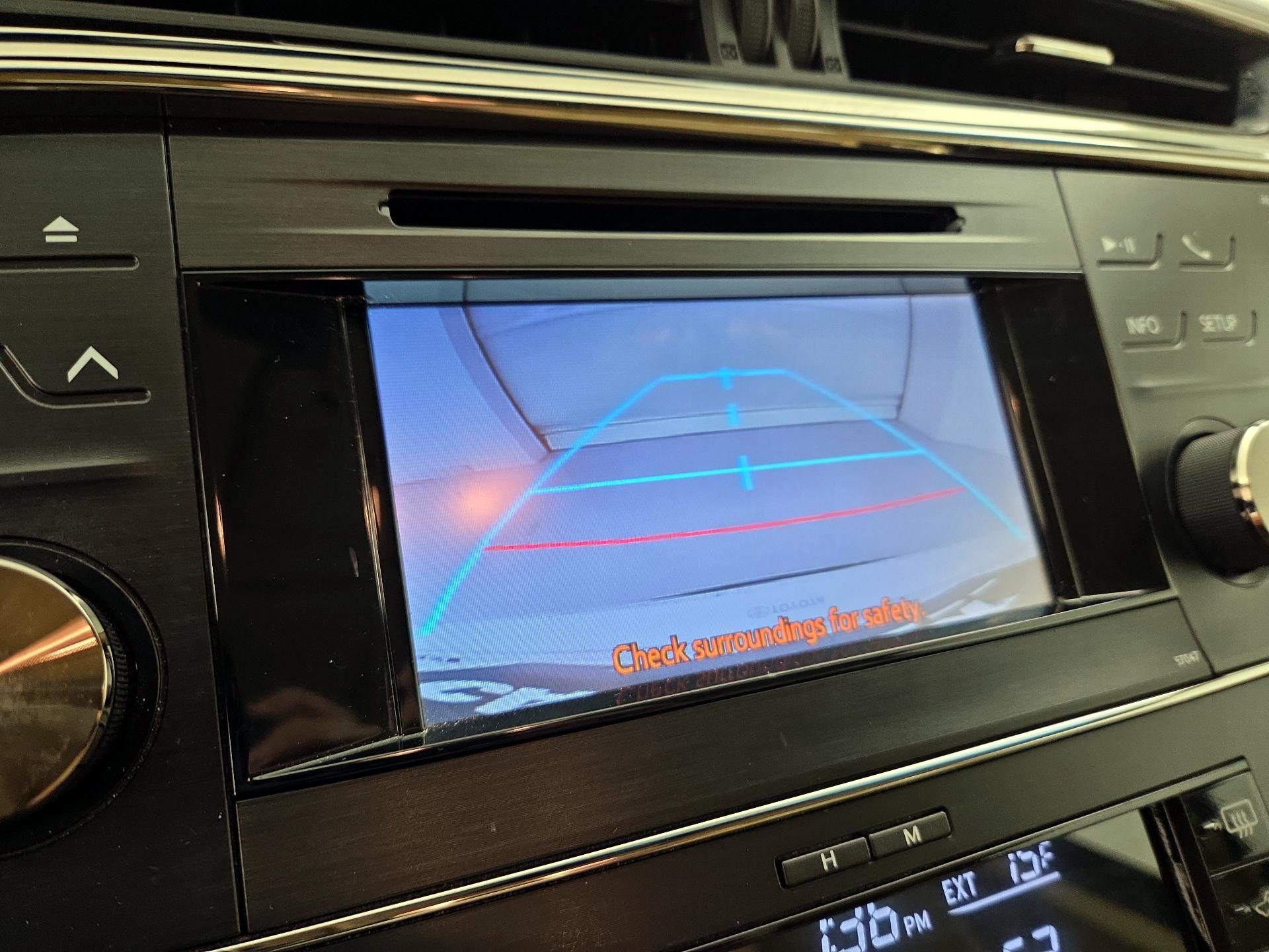 Thumbnail: 2014 Toyota Avalon - 14