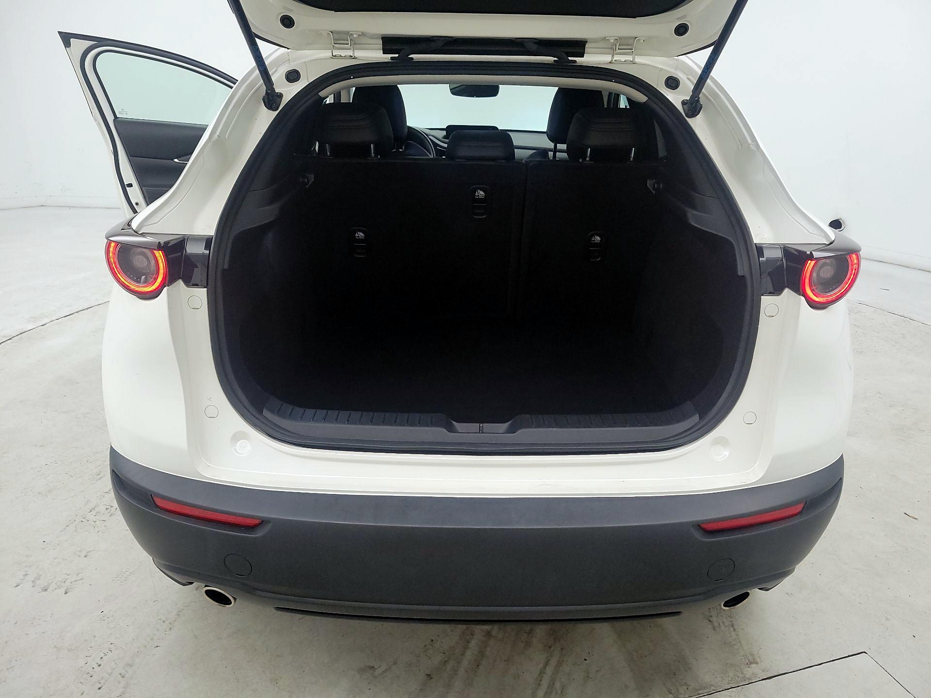 Thumbnail: 2022 Mazda CX-30 - 18