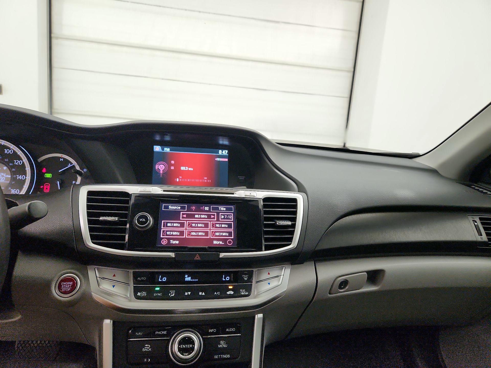Thumbnail: 2015 Honda Accord - 9
